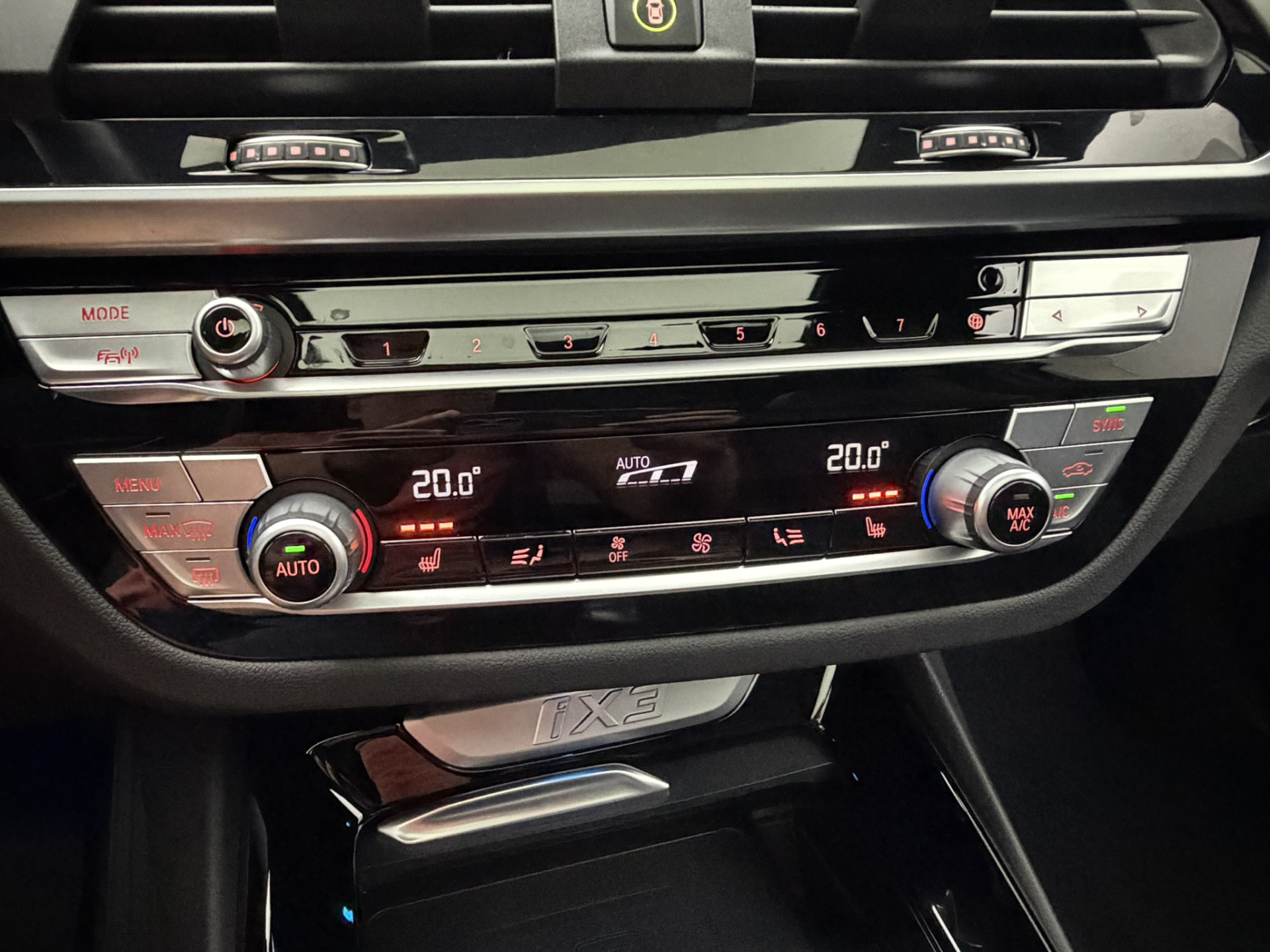Foto van BMW Ix3