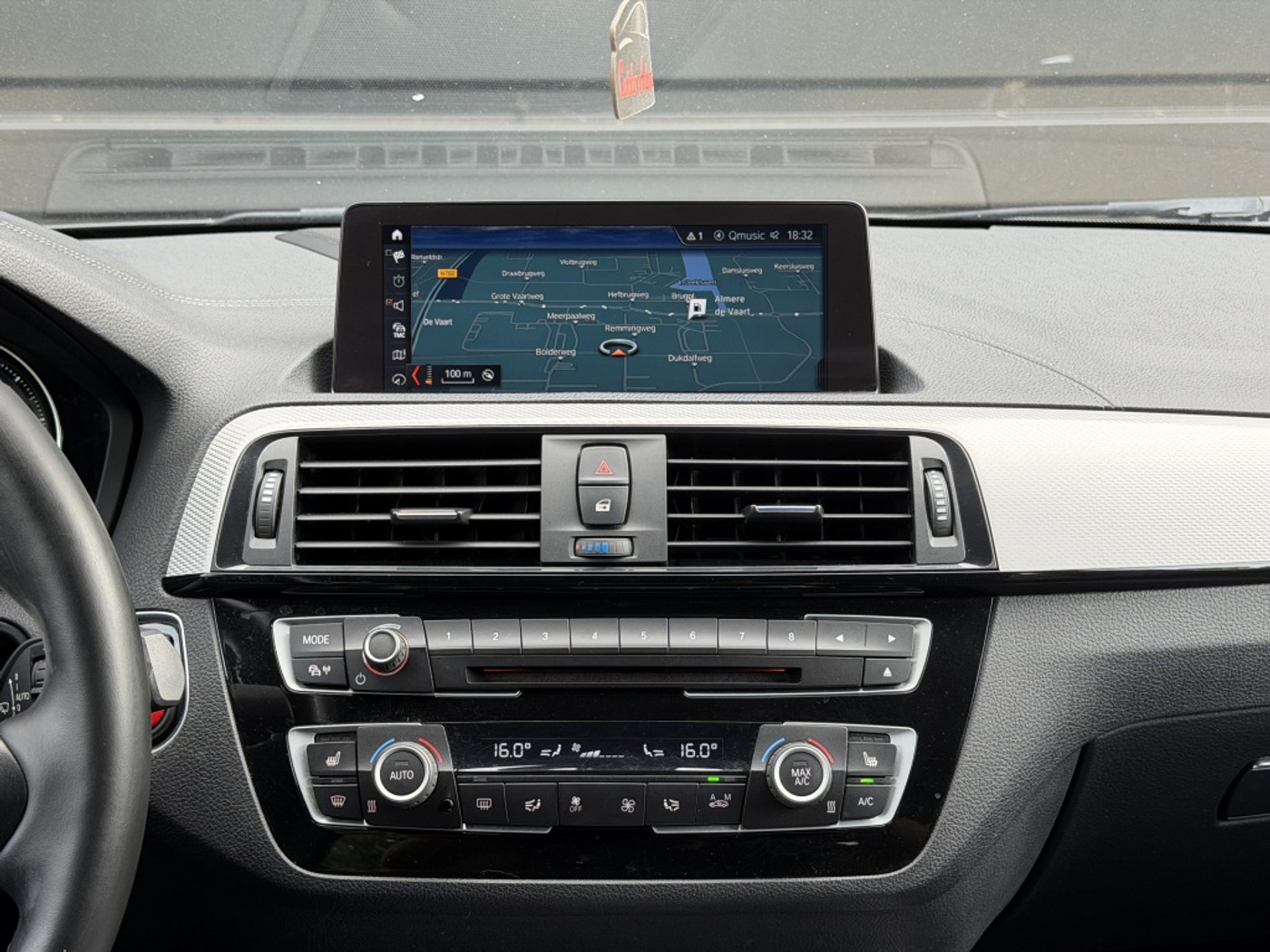 Foto van BMW 118i