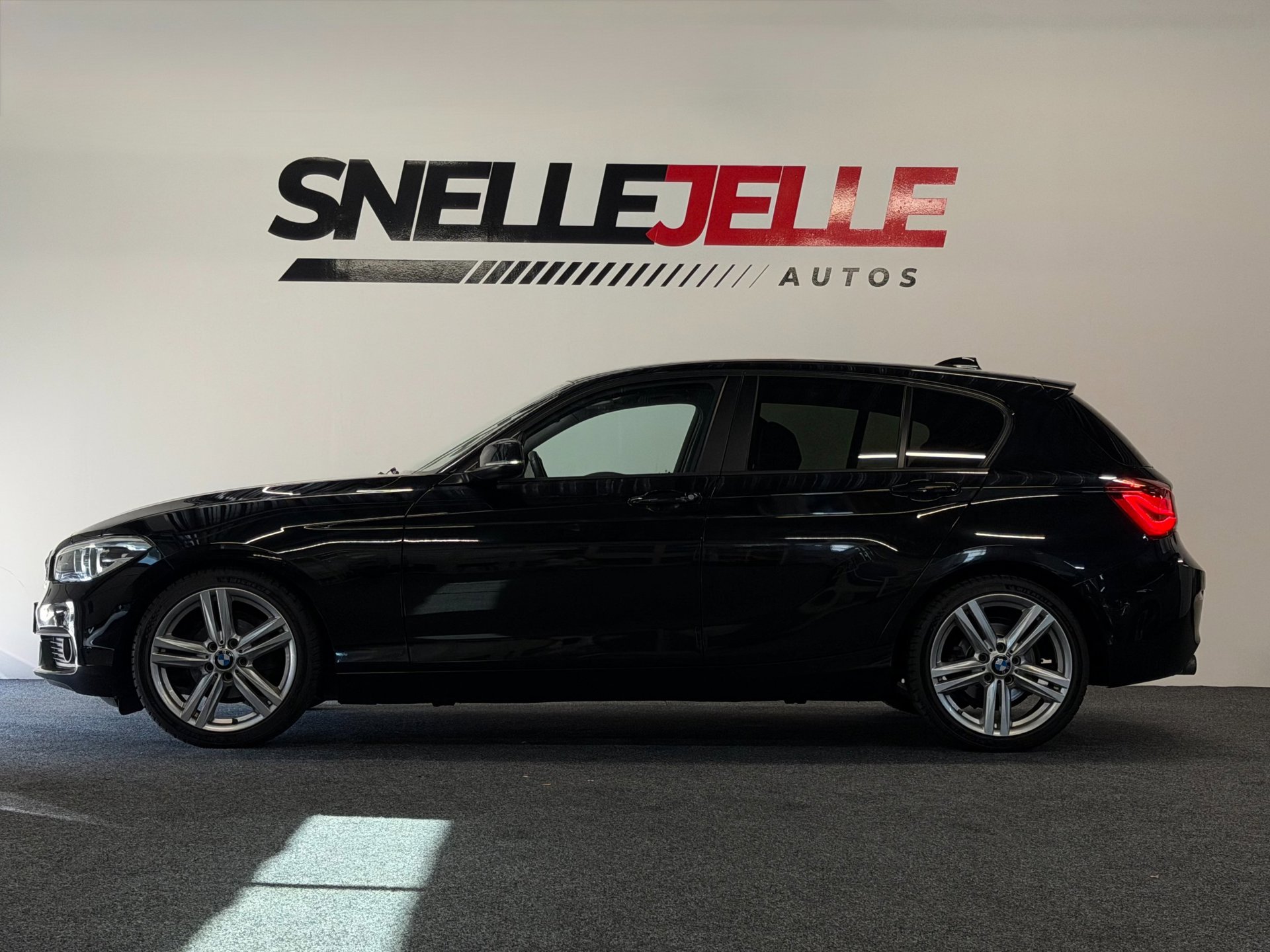 Foto van BMW 118i