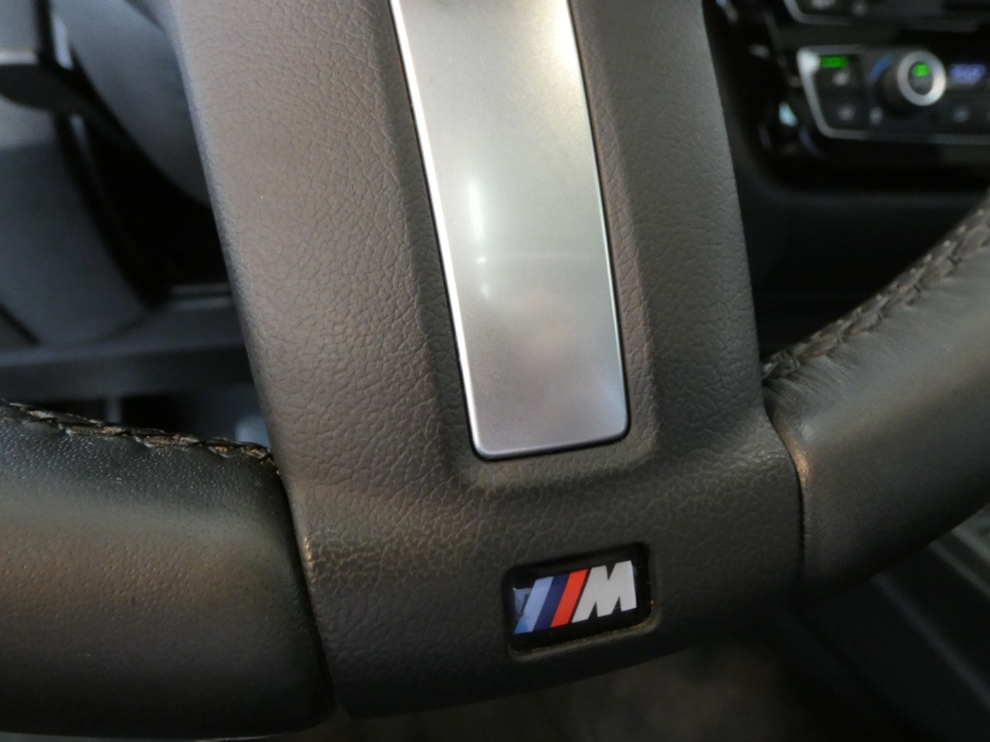 Foto van BMW 330i