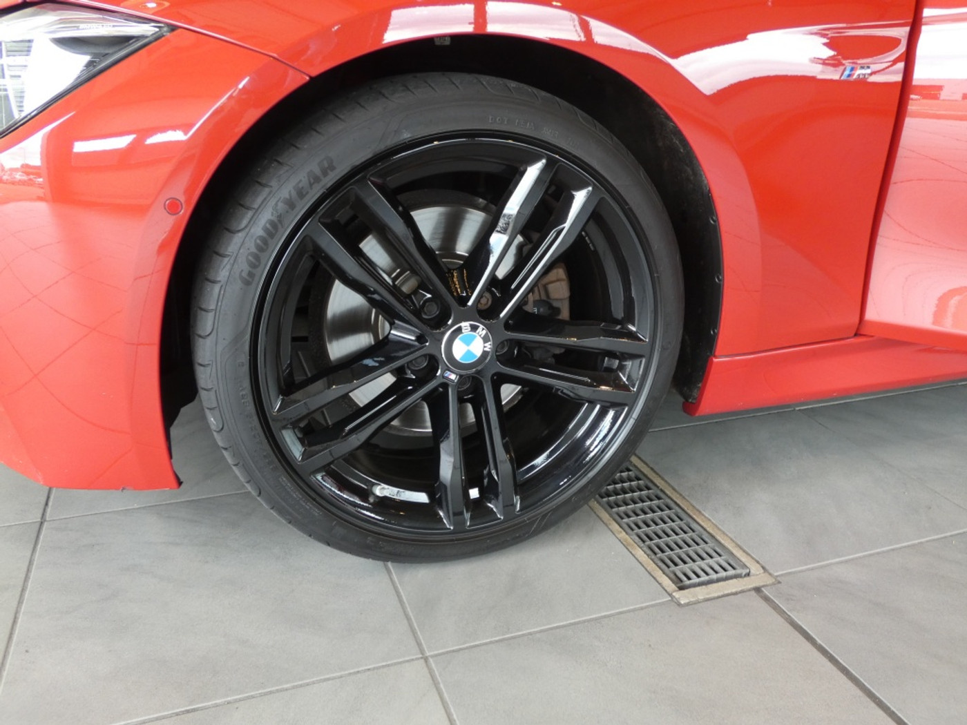 Foto van BMW 330i