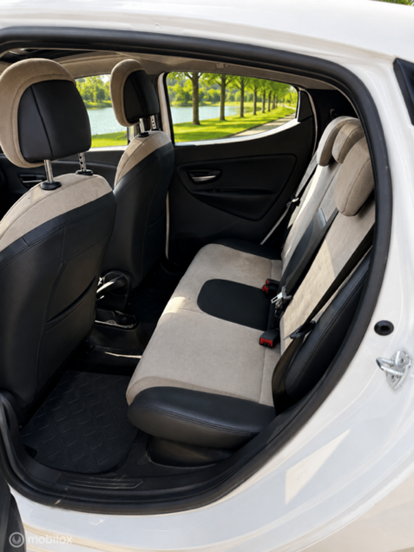 Foto van Lancia Ypsilon