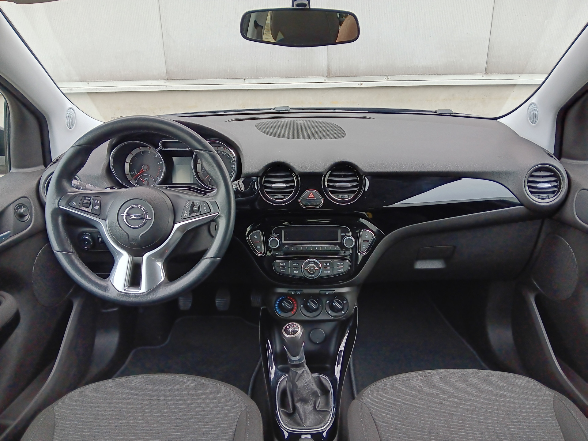 Foto van Opel Adam