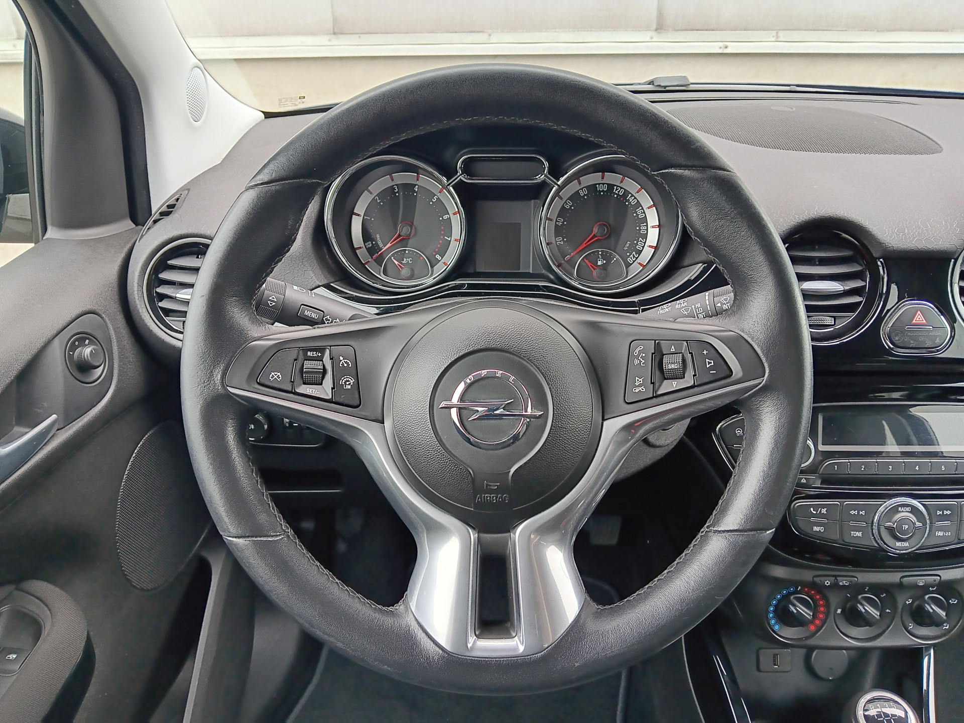 Foto van Opel Adam