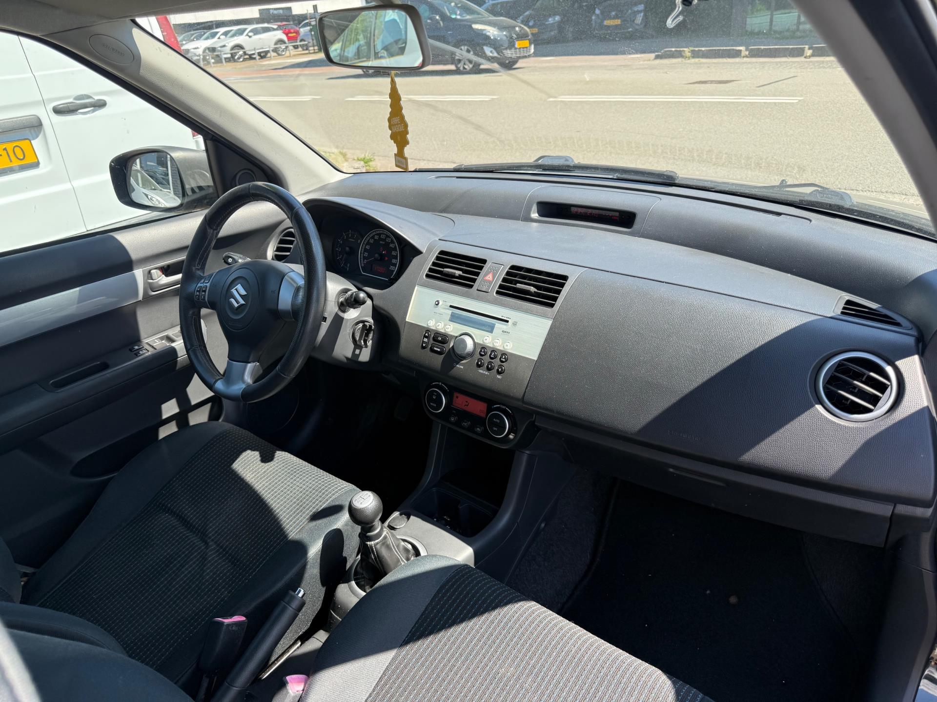 Foto van Suzuki Swift