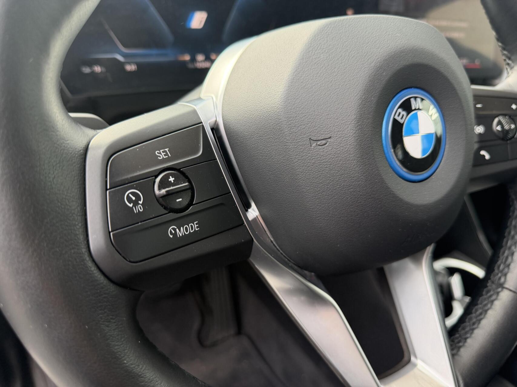 Foto van BMW Ix1 Xdrive30