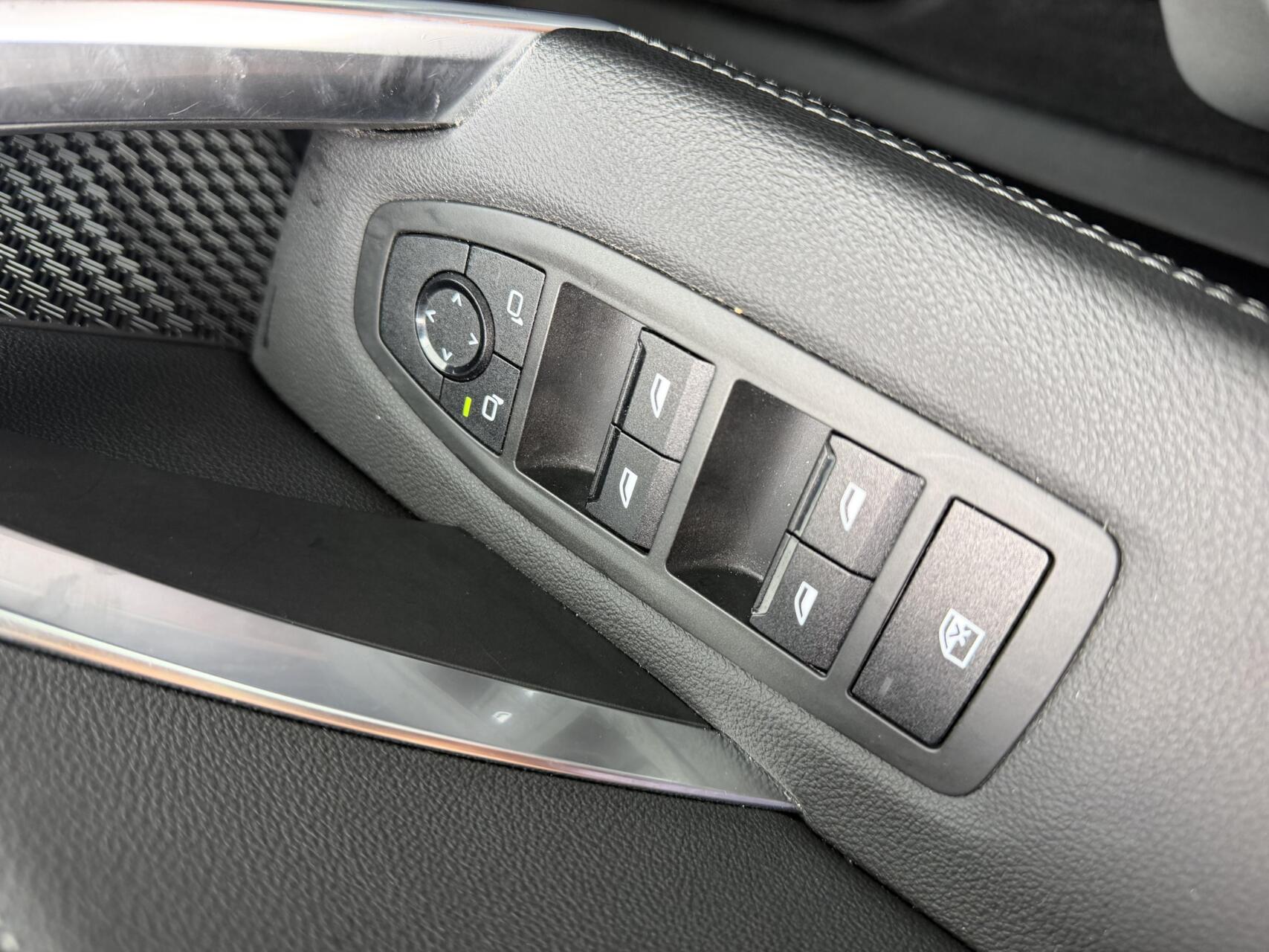 Foto van BMW Ix1 Xdrive30