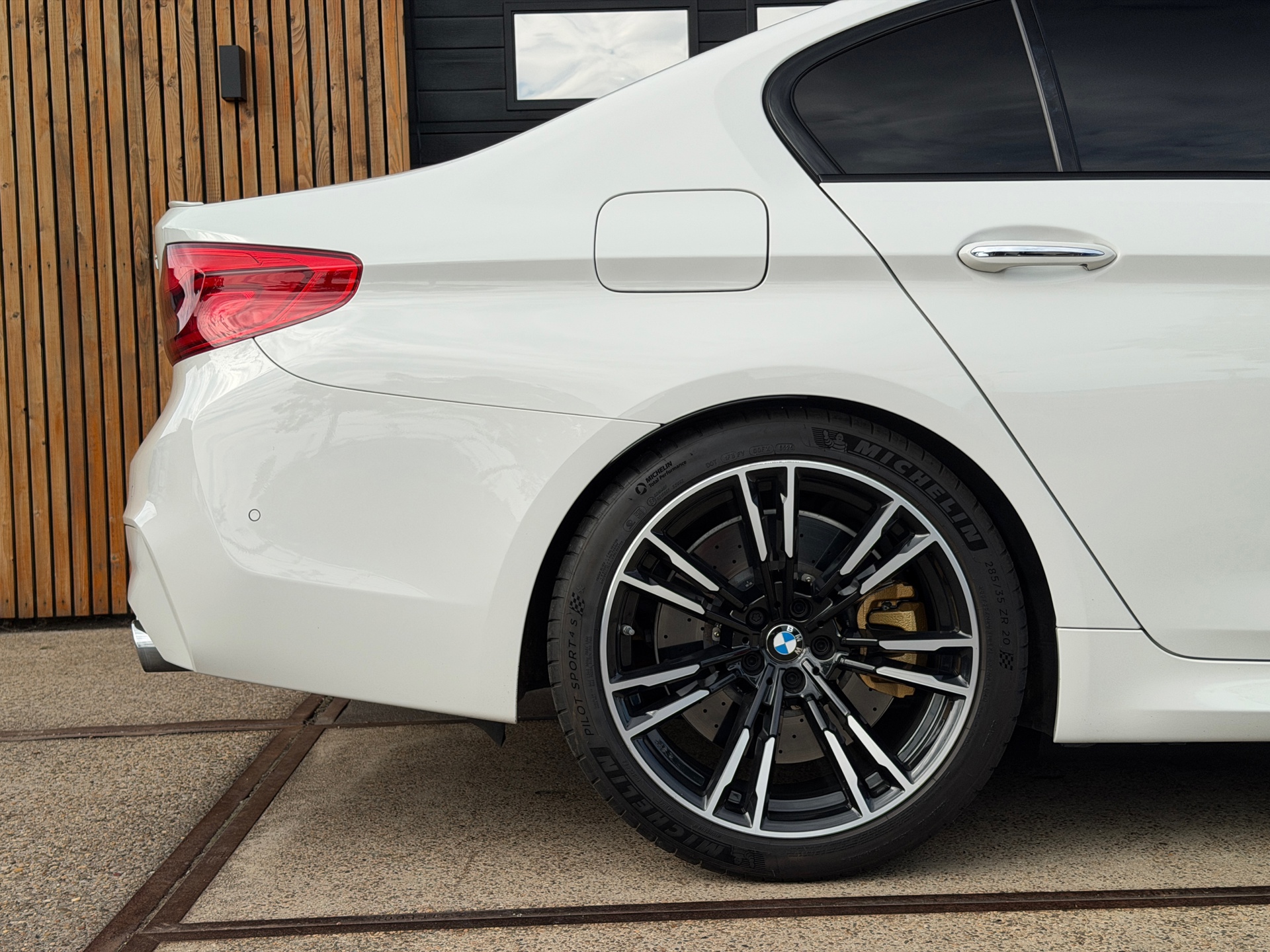 Foto van BMW M5