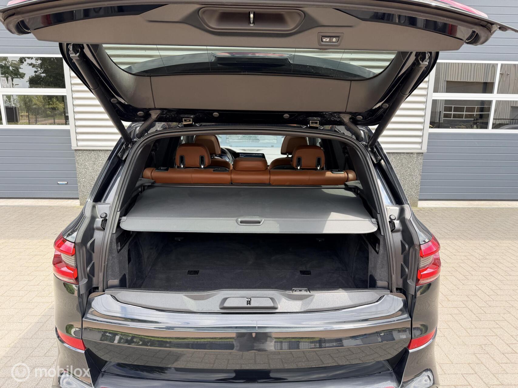 Foto van BMW X5 Xdrive45e