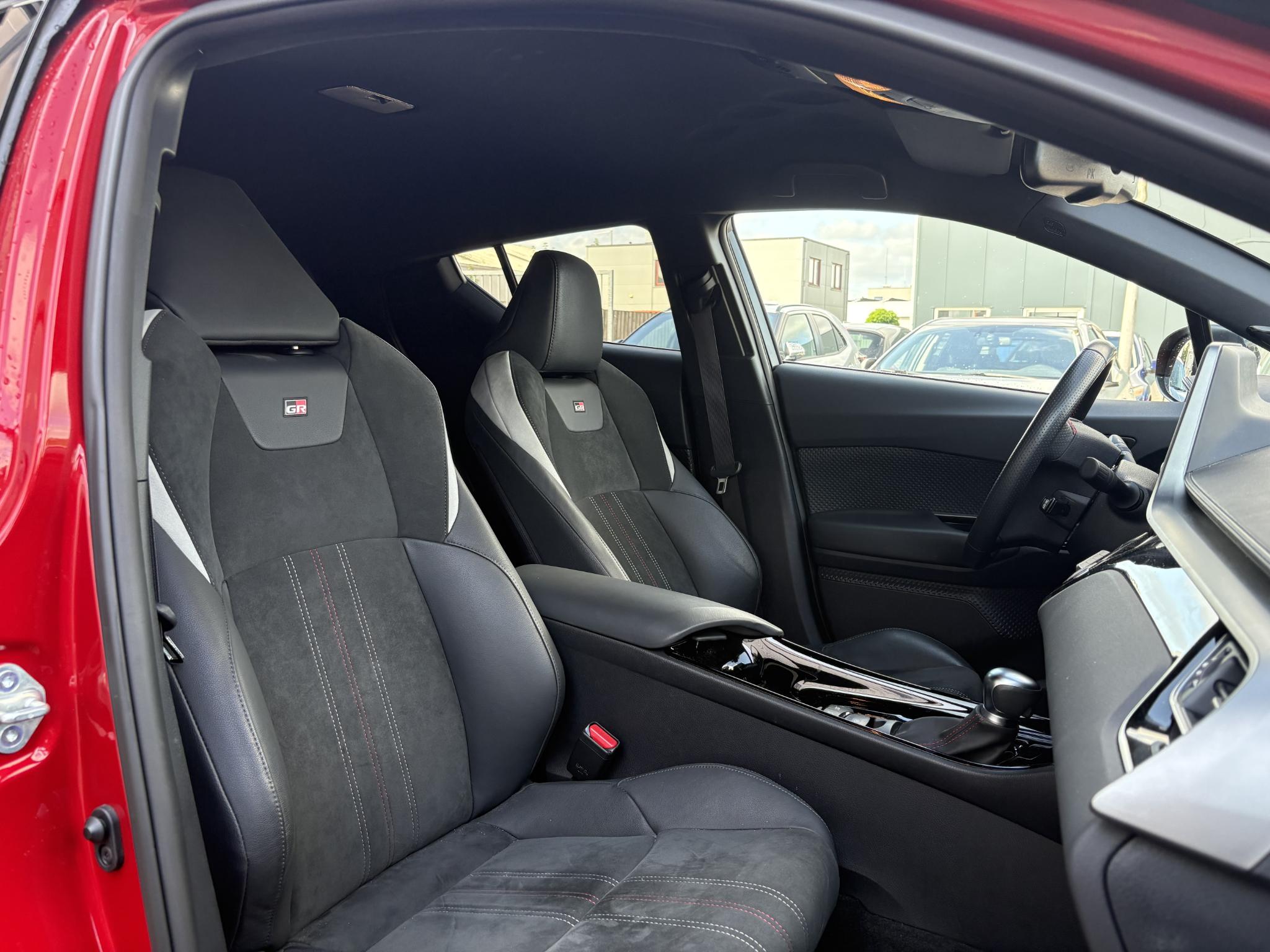 Foto van Toyota Toyota C-hr