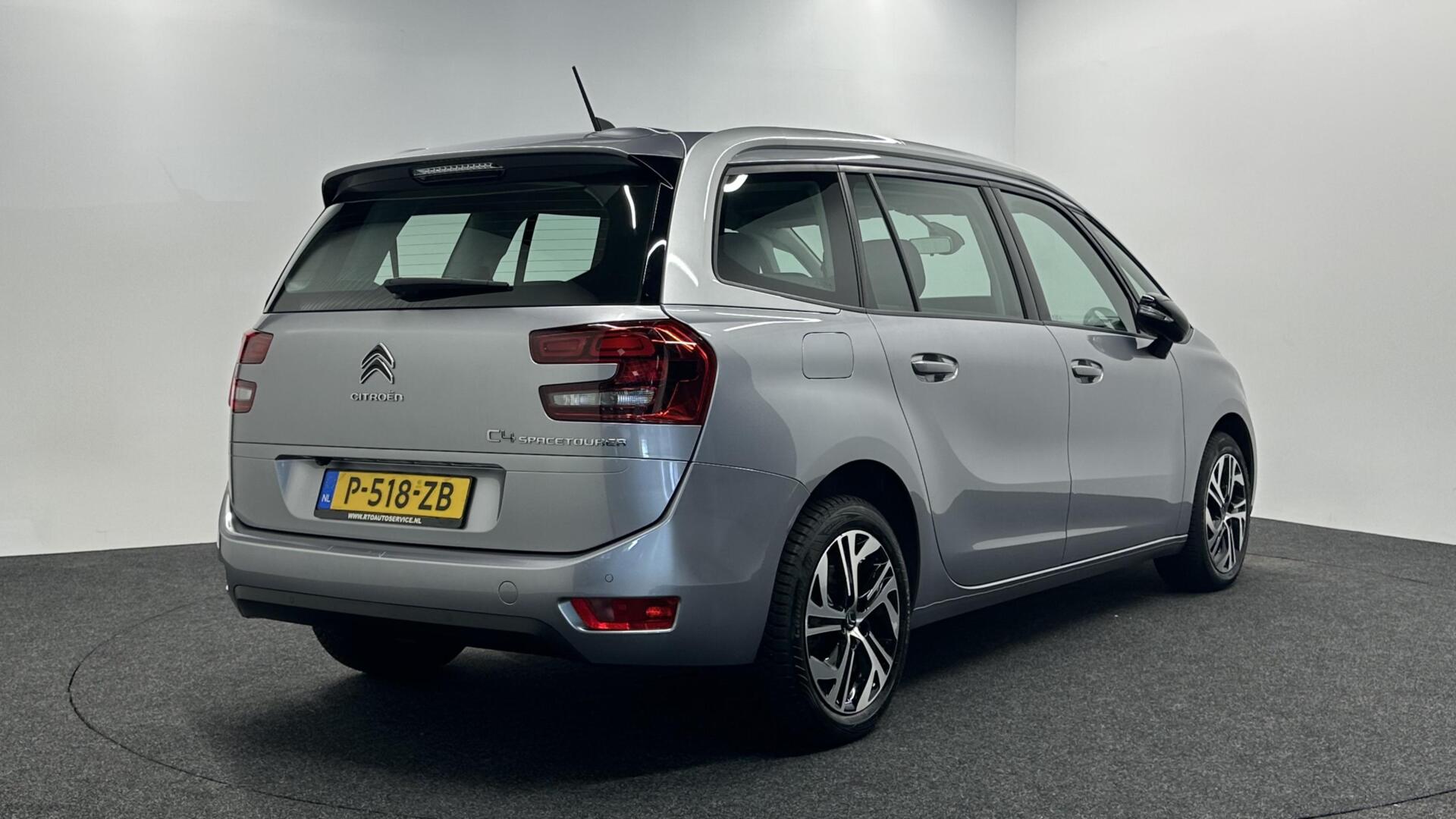 Foto van Citroen Grand C4 Spacetourer
