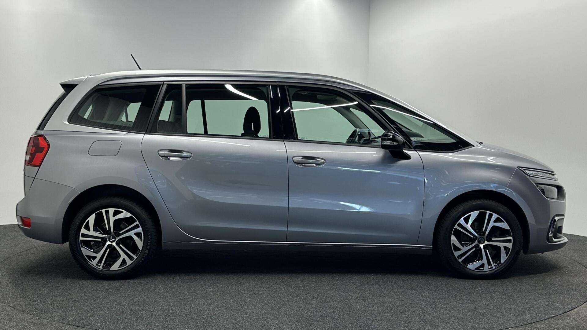 Foto van Citroen Grand C4 Spacetourer