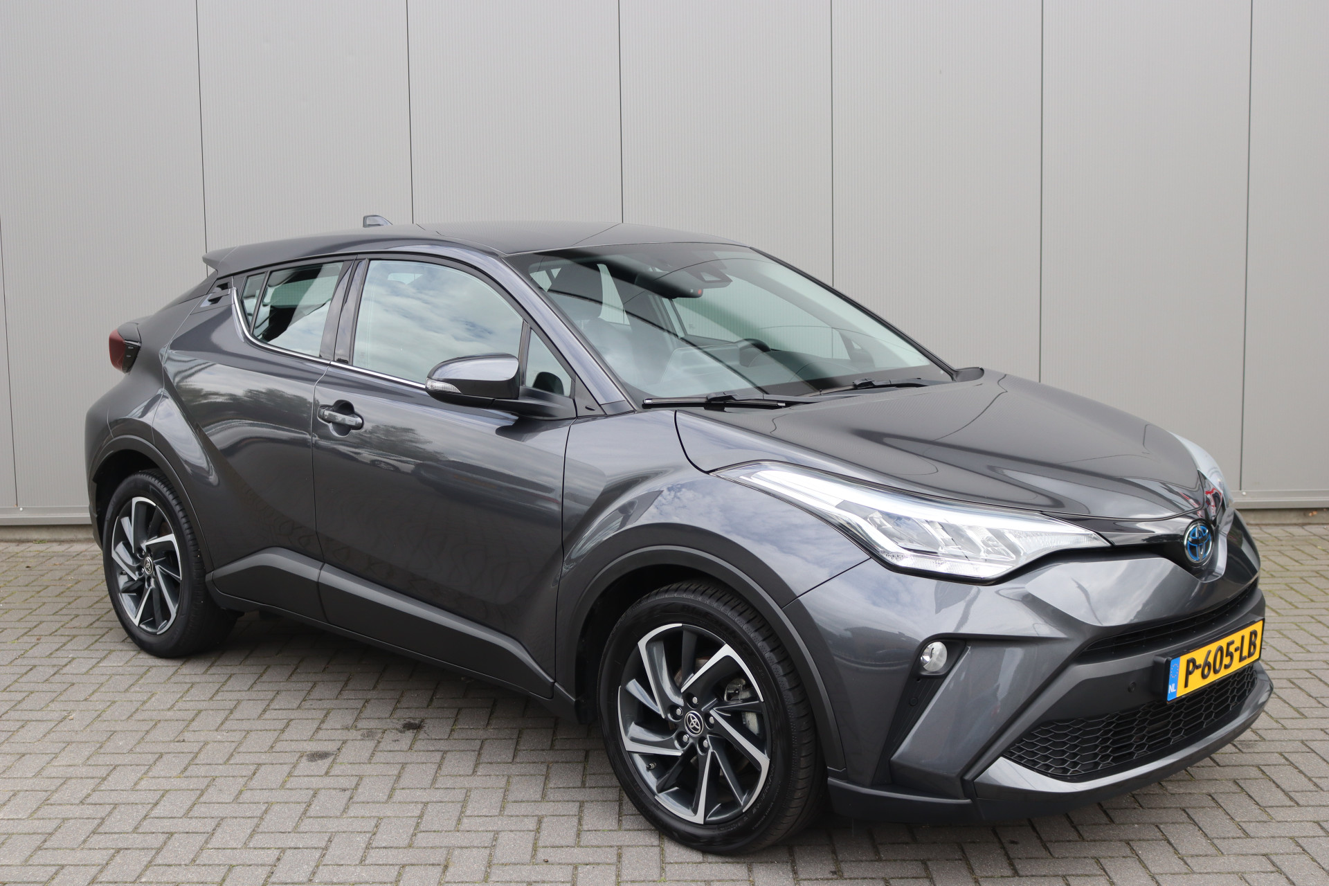 Foto van Toyota C-hr