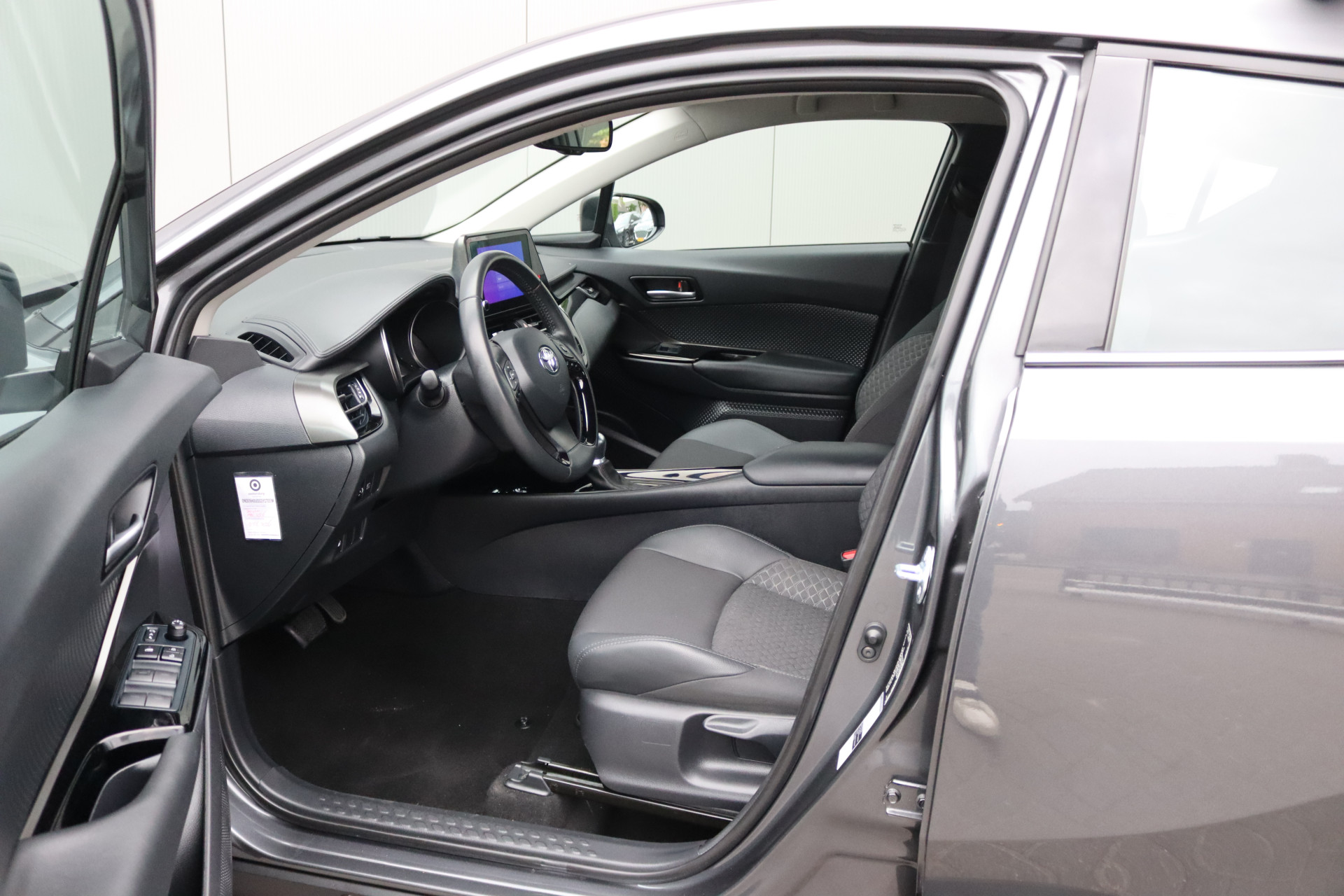 Foto van Toyota C-hr