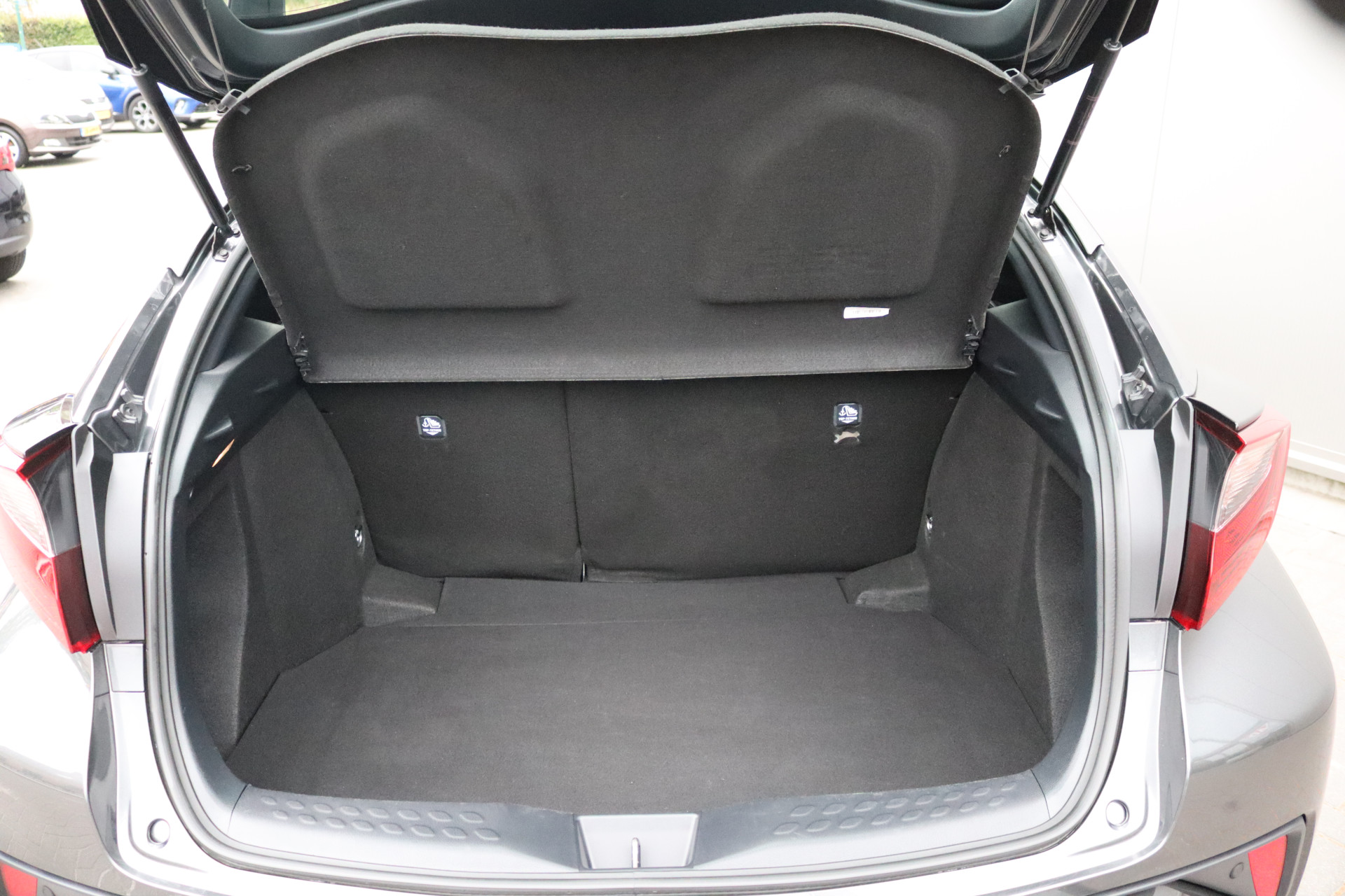 Foto van Toyota C-hr
