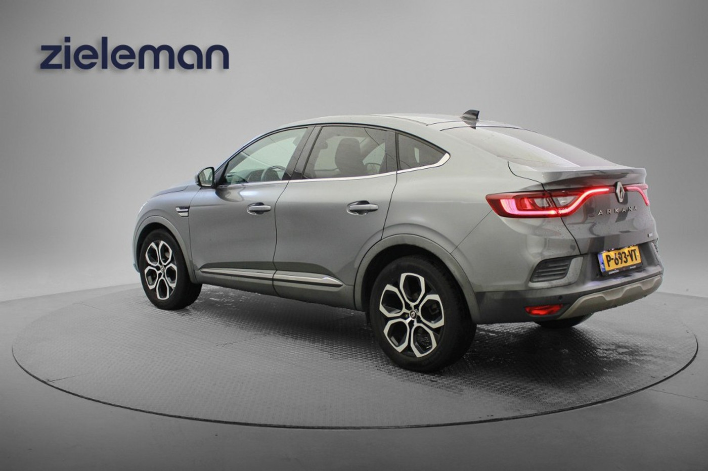 Foto van Renault Arkana E-tech