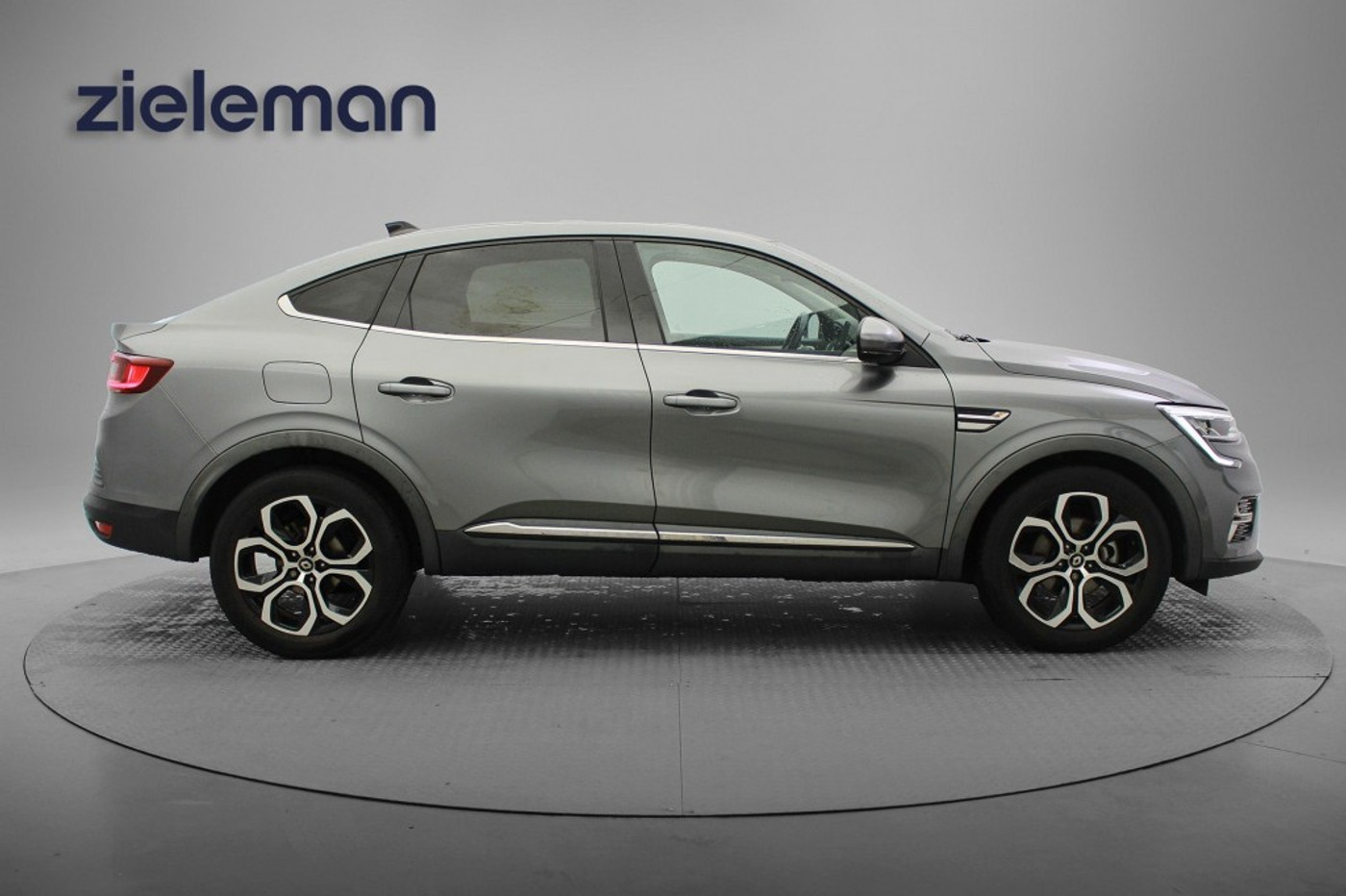 Foto van Renault Arkana E-tech