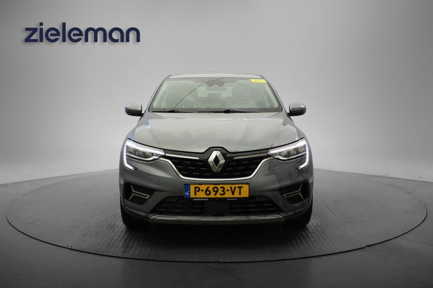 Foto van Renault Arkana E-tech