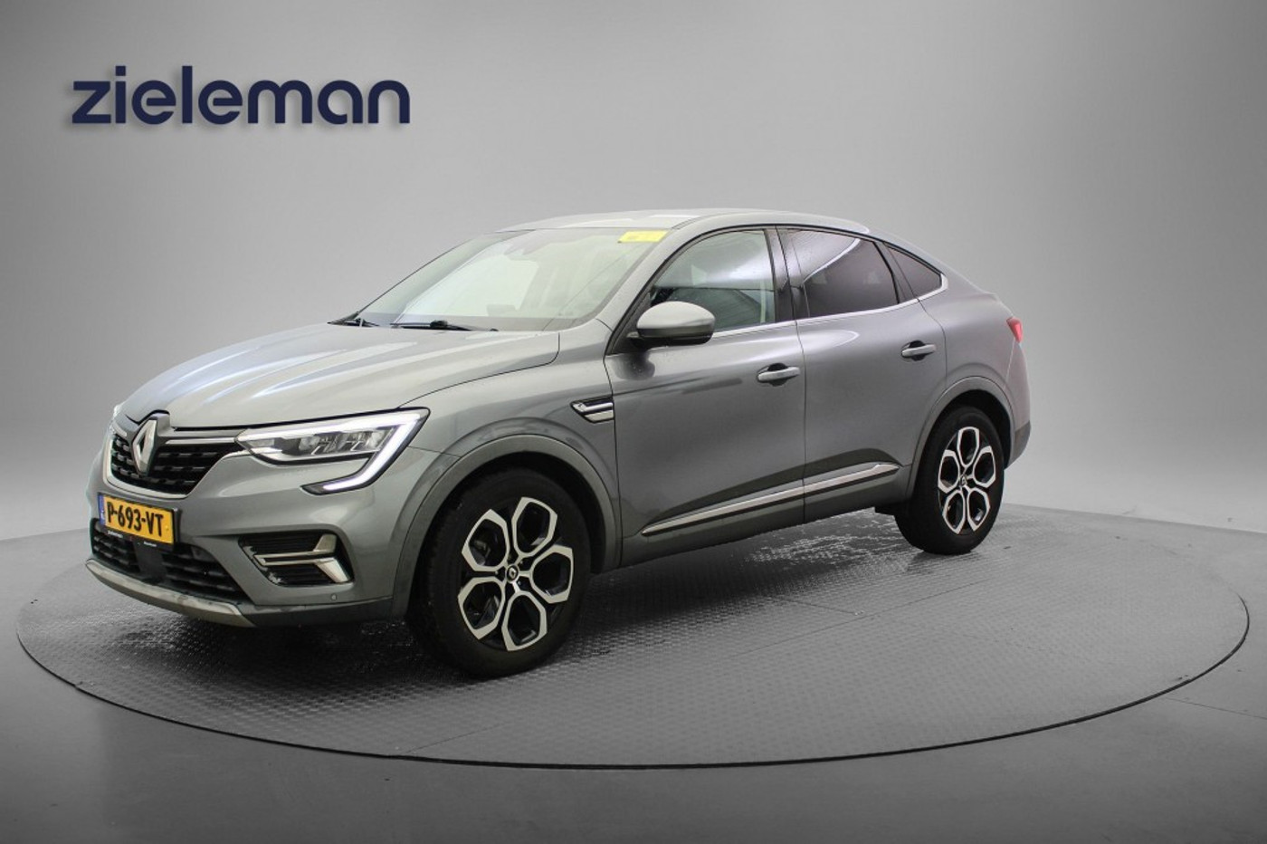 Foto van Renault Arkana E-tech