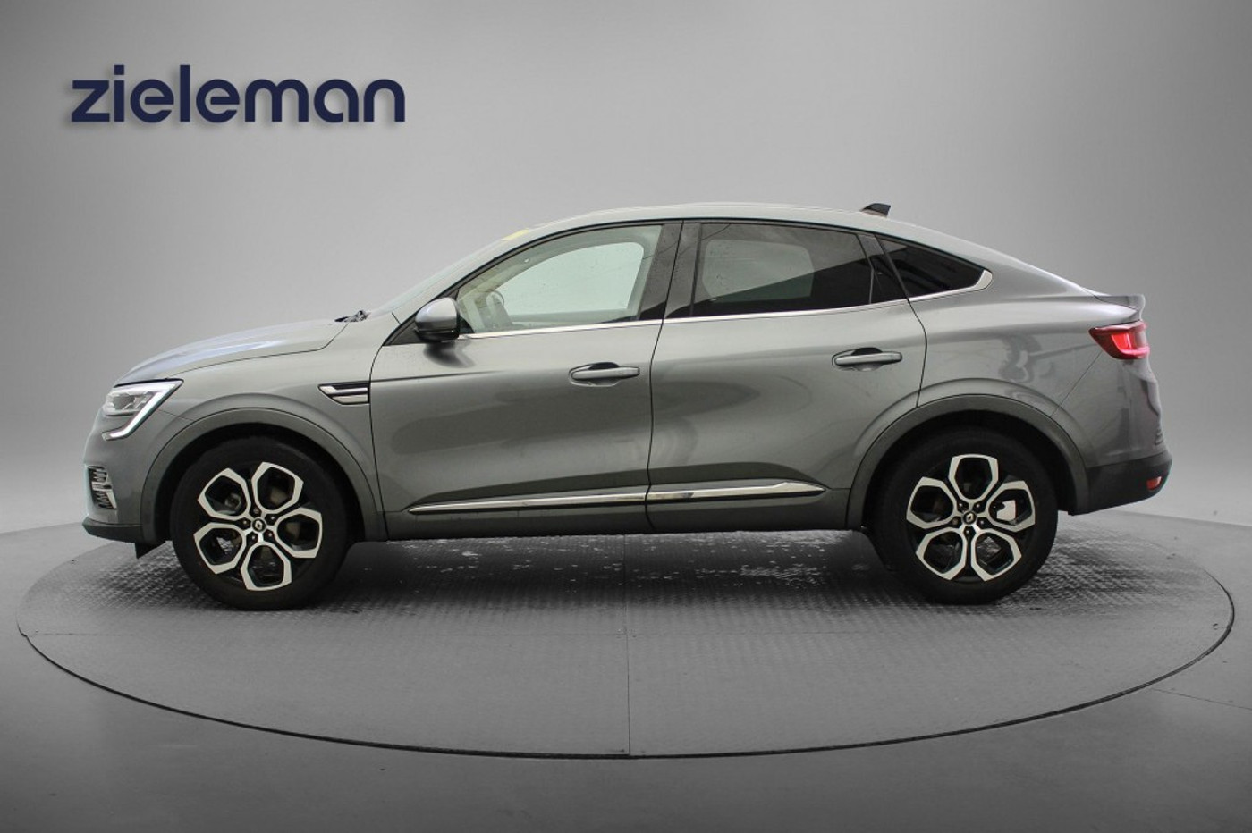 Foto van Renault Arkana E-tech