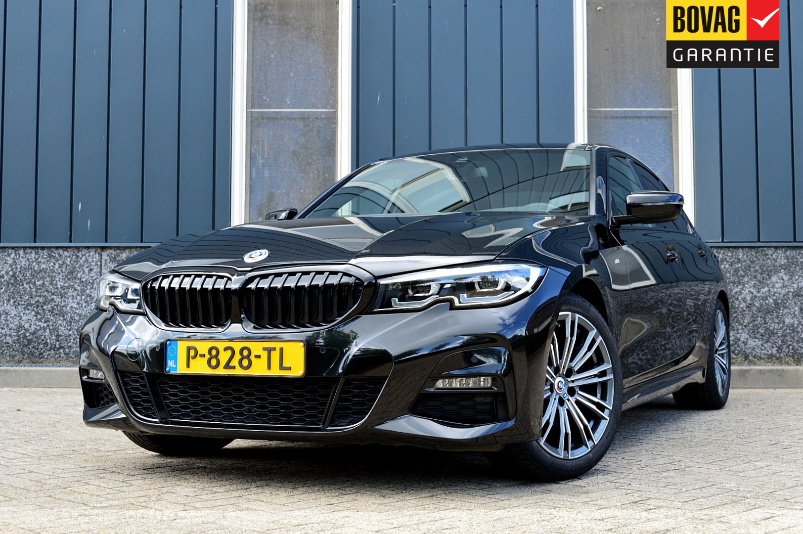 BMW 3-serie 320i M-Sport Business Edition Plus 2022 - voorkant