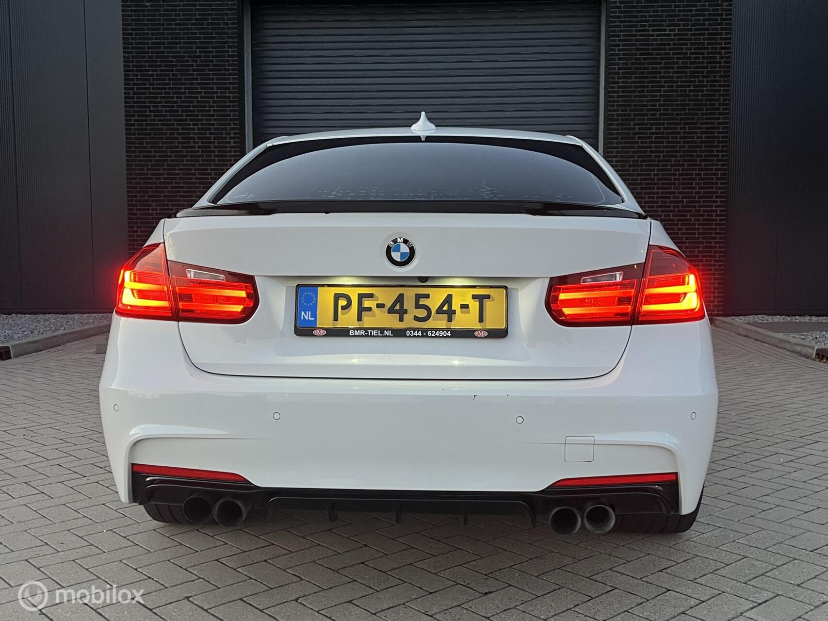 Foto van BMW 320i