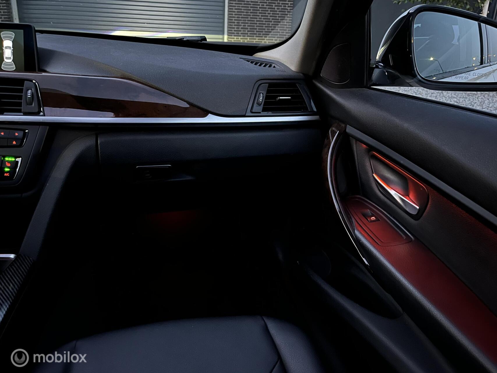 Foto van BMW 320i