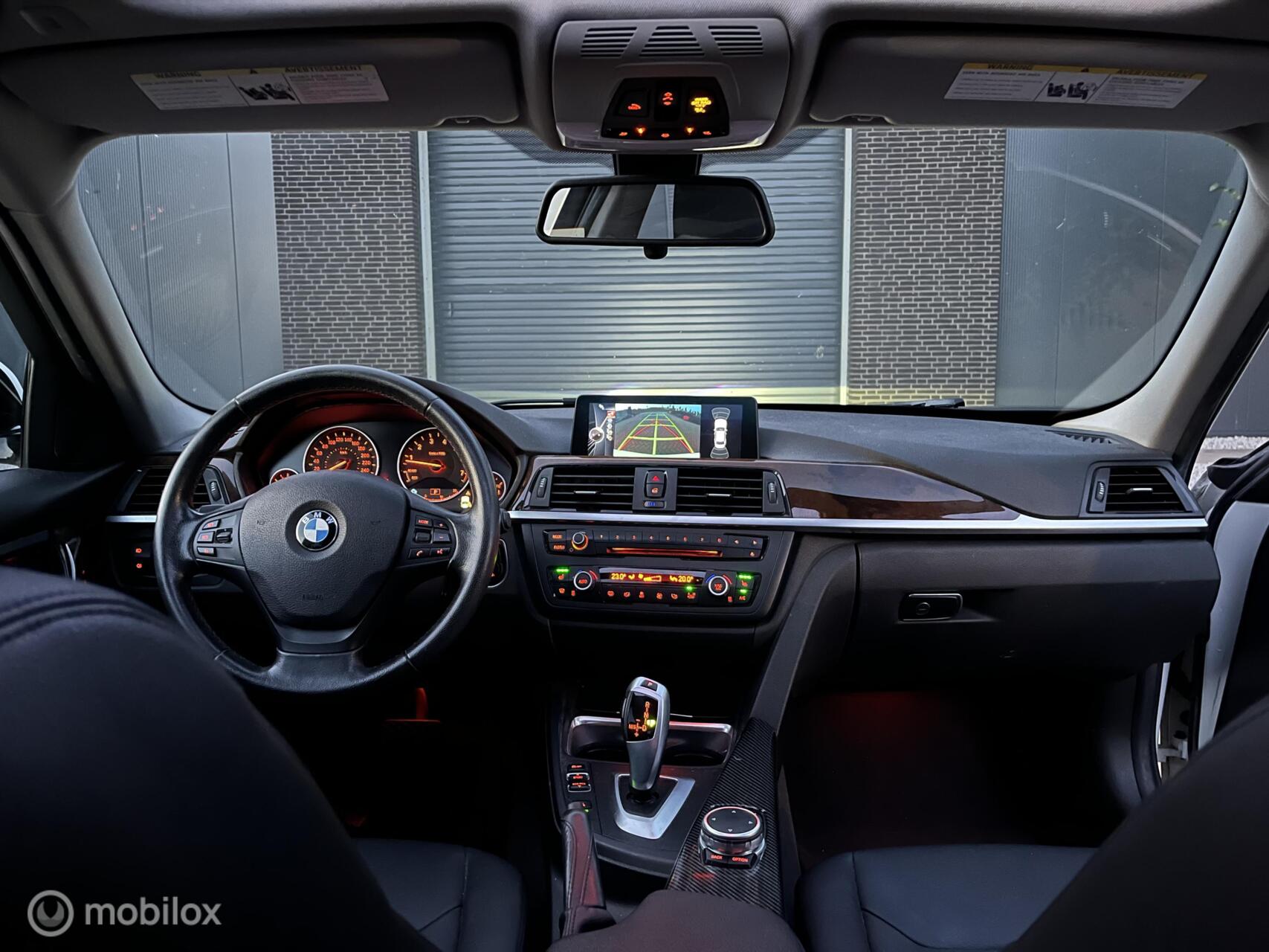 Foto van BMW 320i