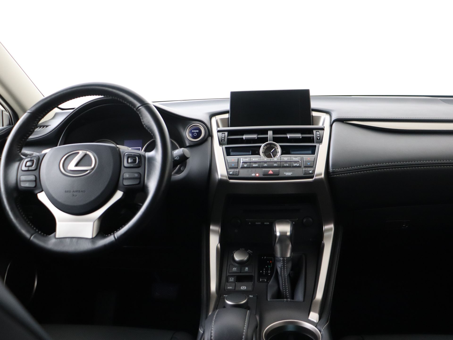Foto van Lexus Lexus Nx300h
