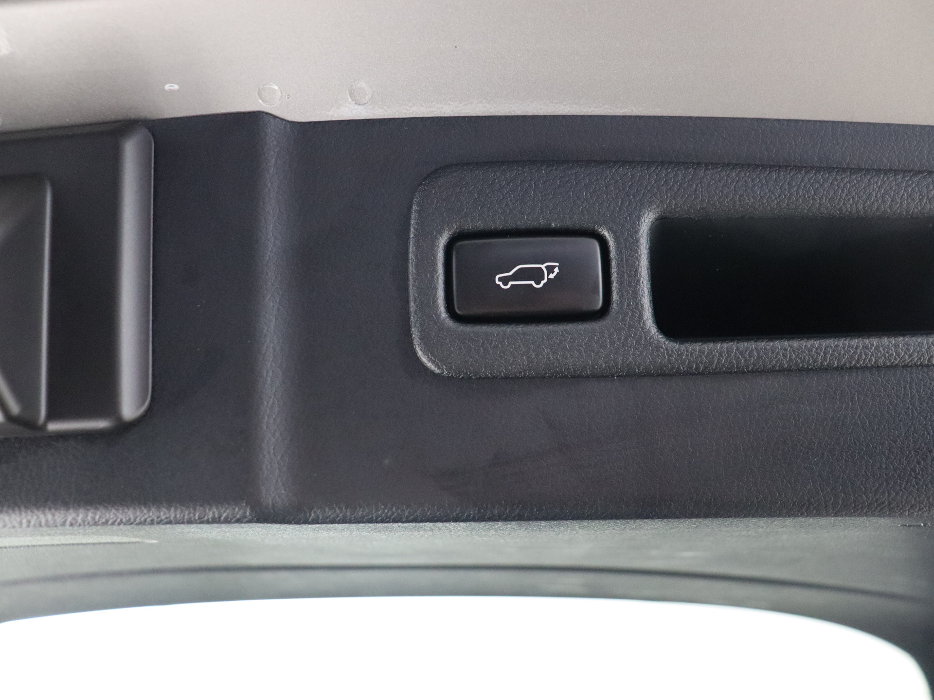Foto van Lexus Lexus Nx300h