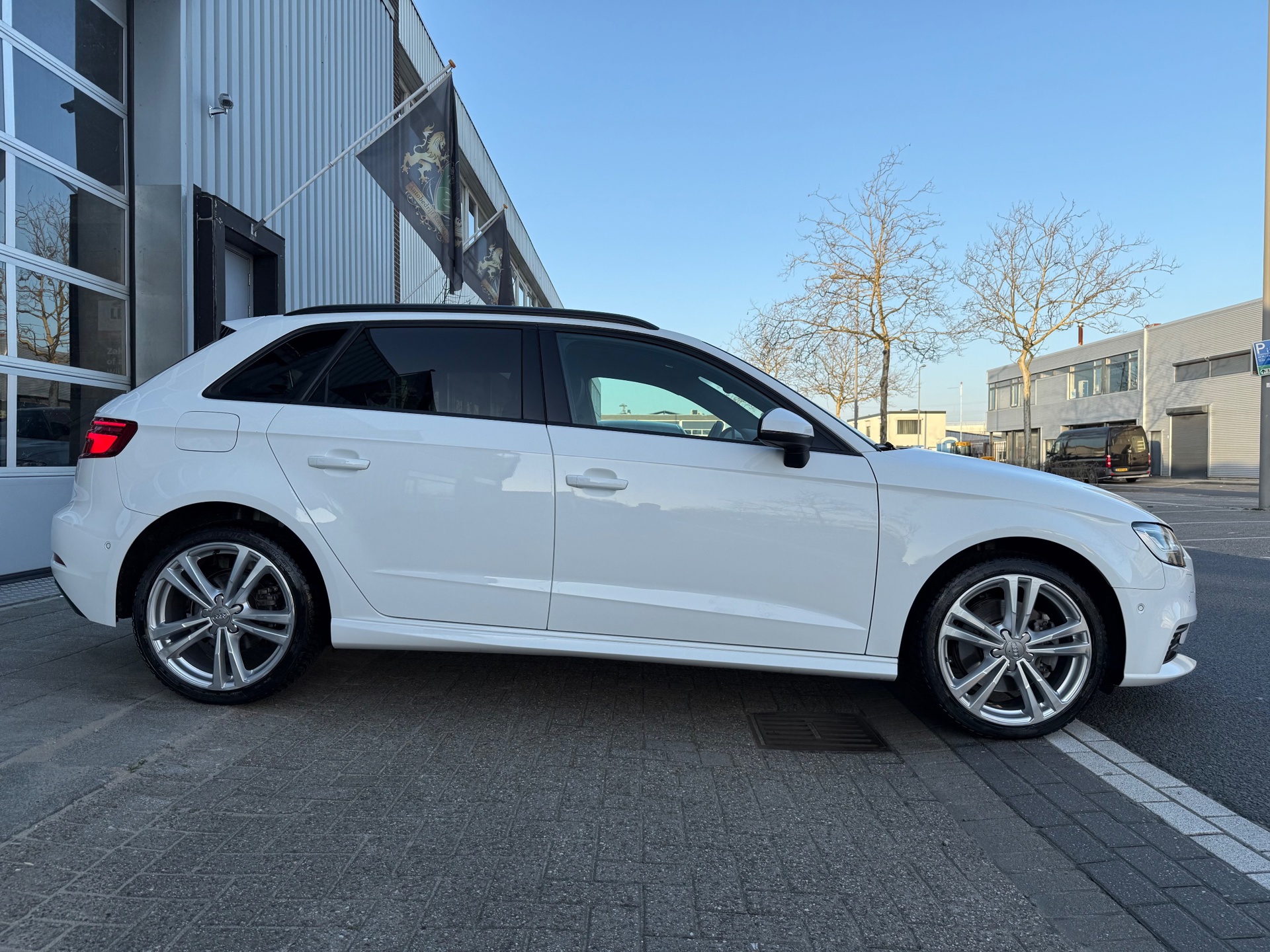 Foto van Audi A3 40 E-tron