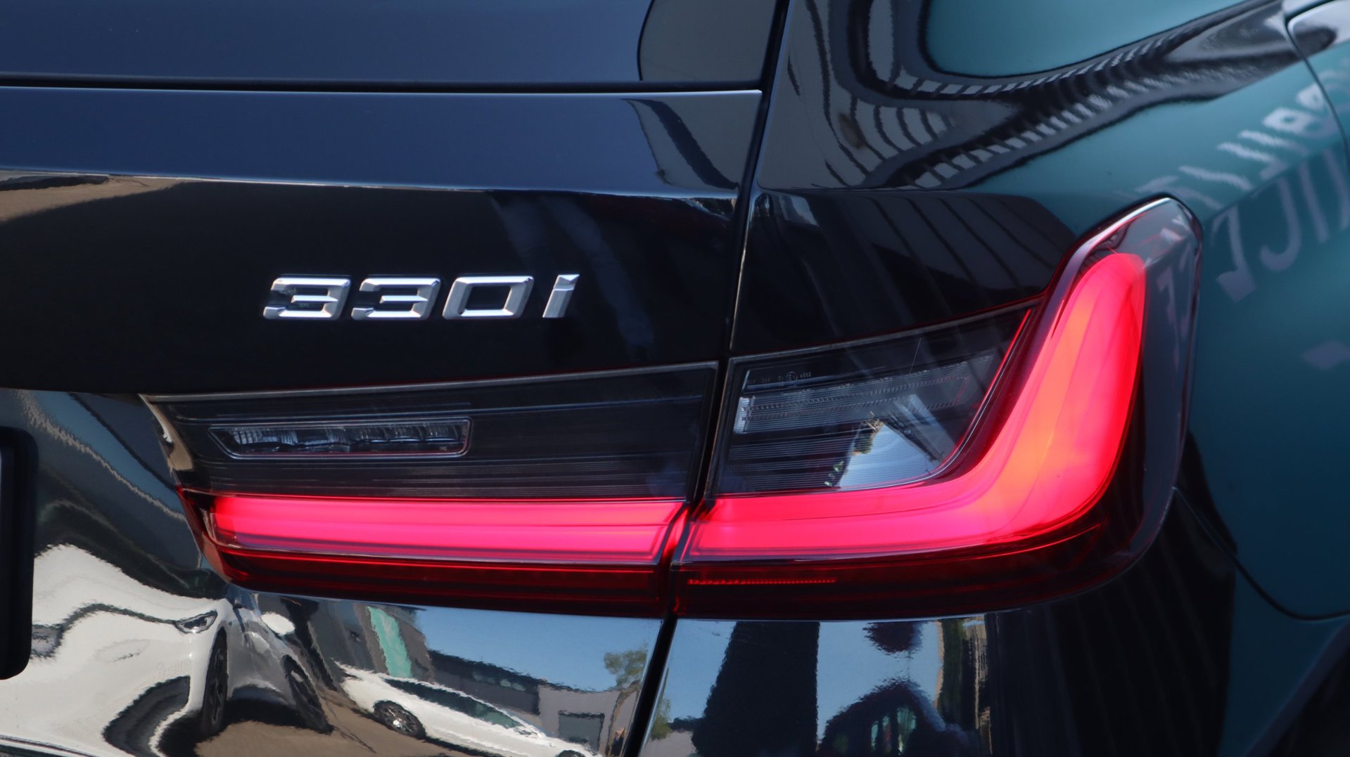 Foto van BMW 330i