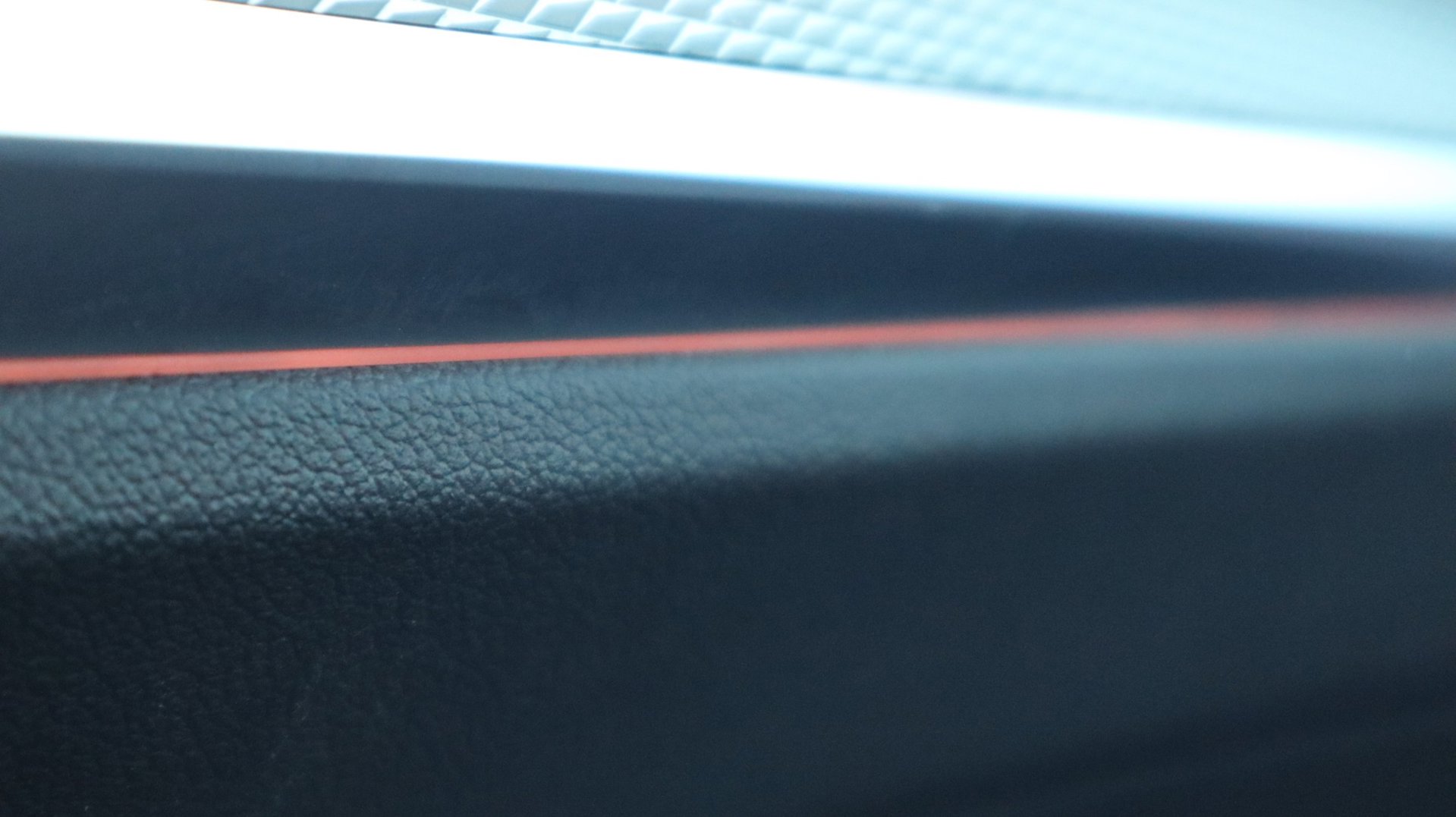 Foto van BMW 330i