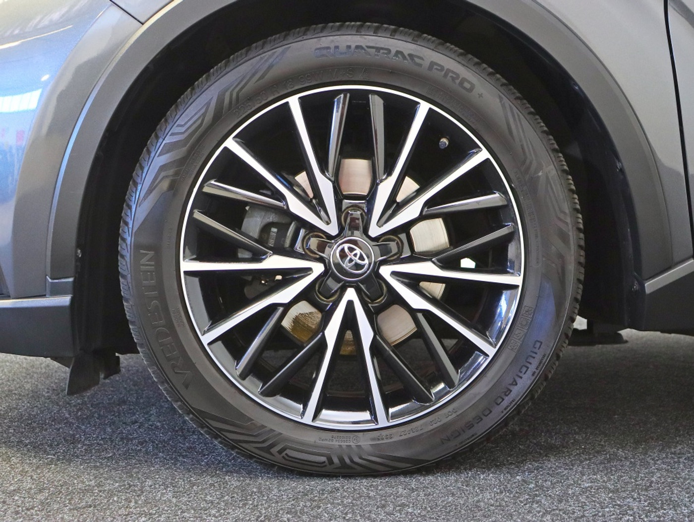 Foto van Toyota Toyota C-hr