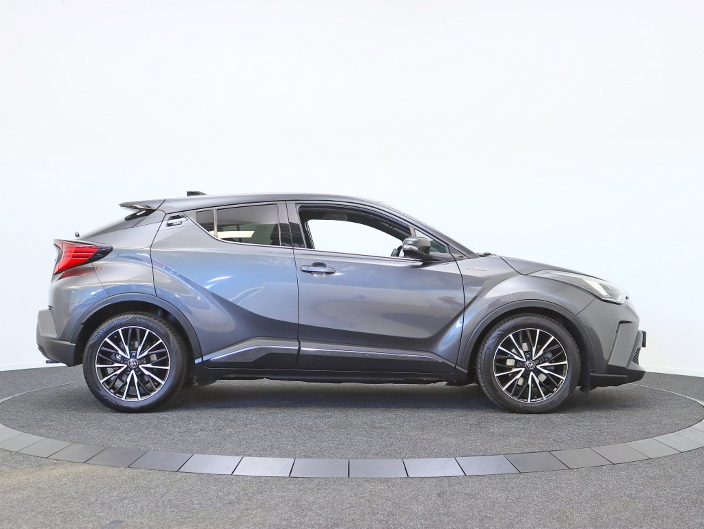 Foto van Toyota Toyota C-hr