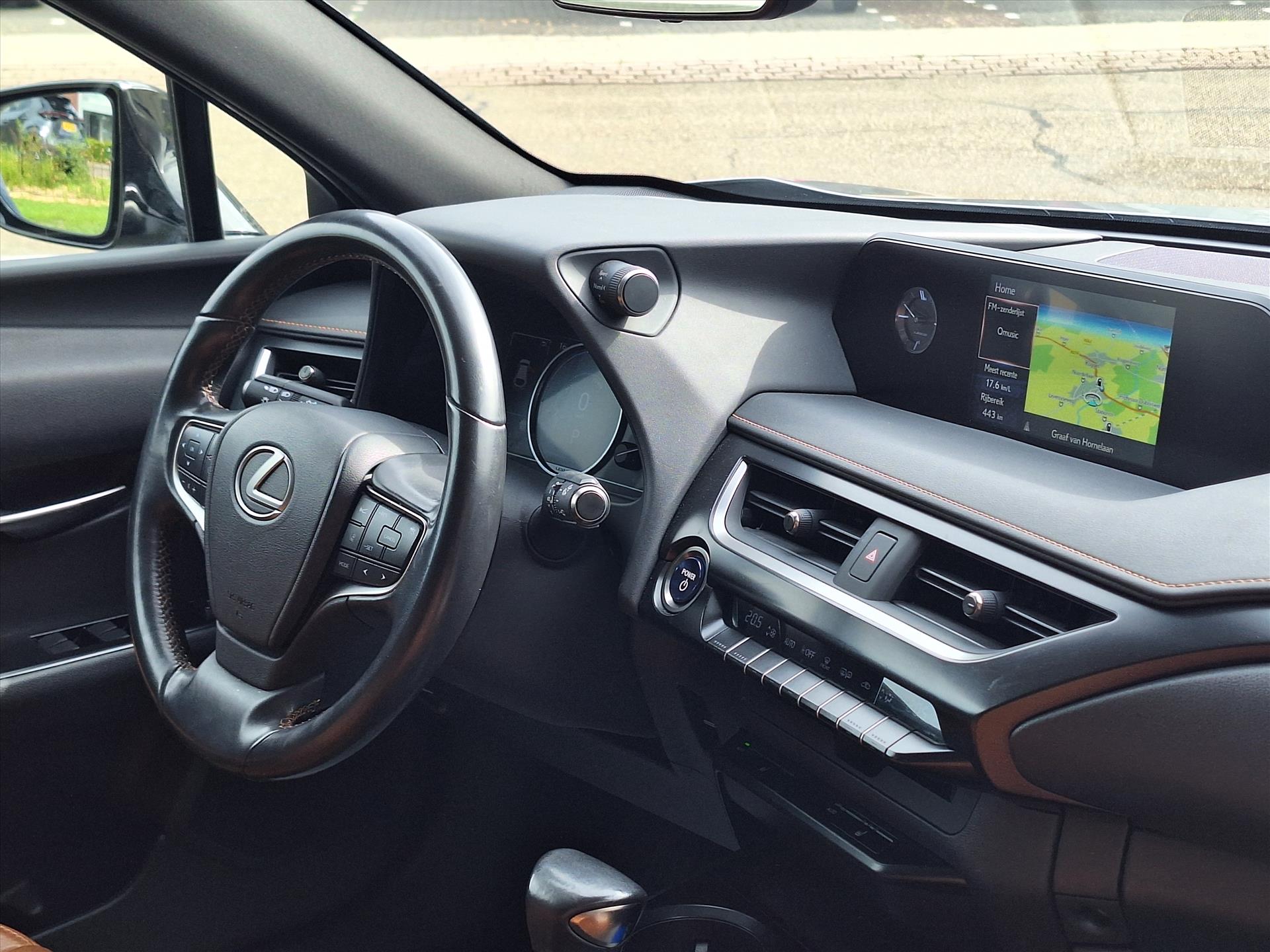 Foto van Lexus Ux