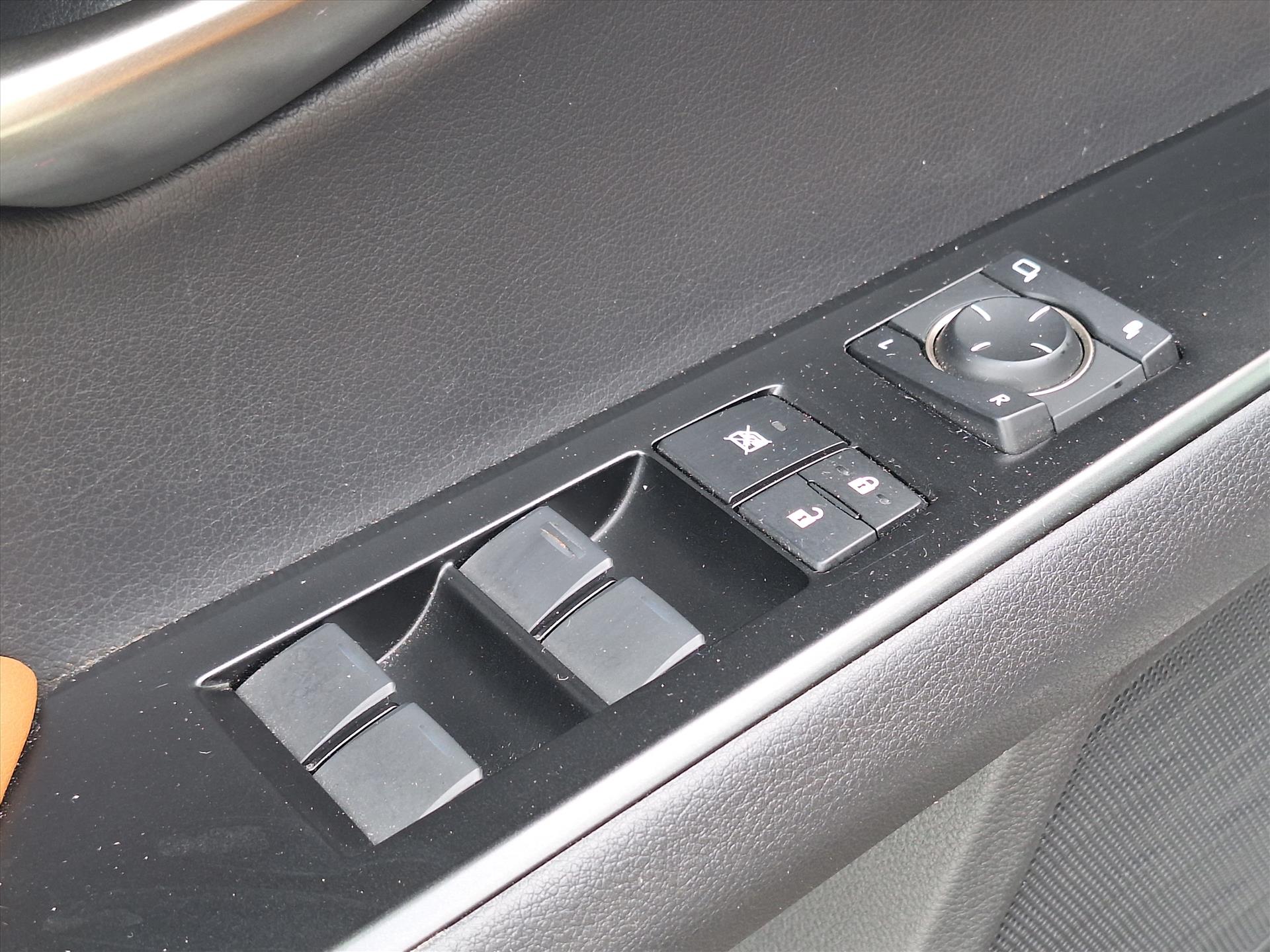 Foto van Lexus Ux