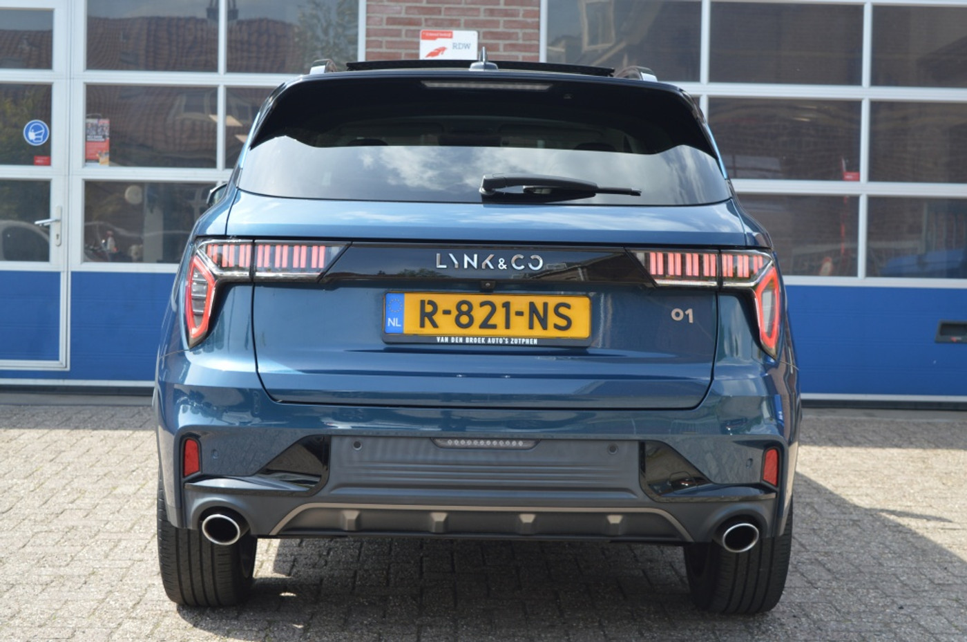 Foto van Lynk&co LYNK & Co 01