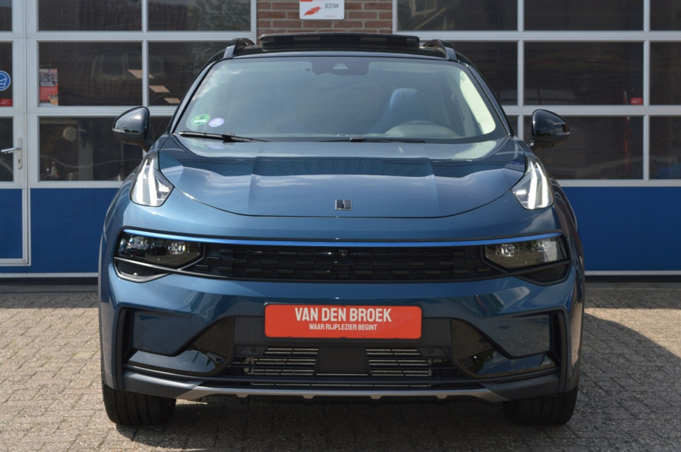 Foto van Lynk&co LYNK & Co 01