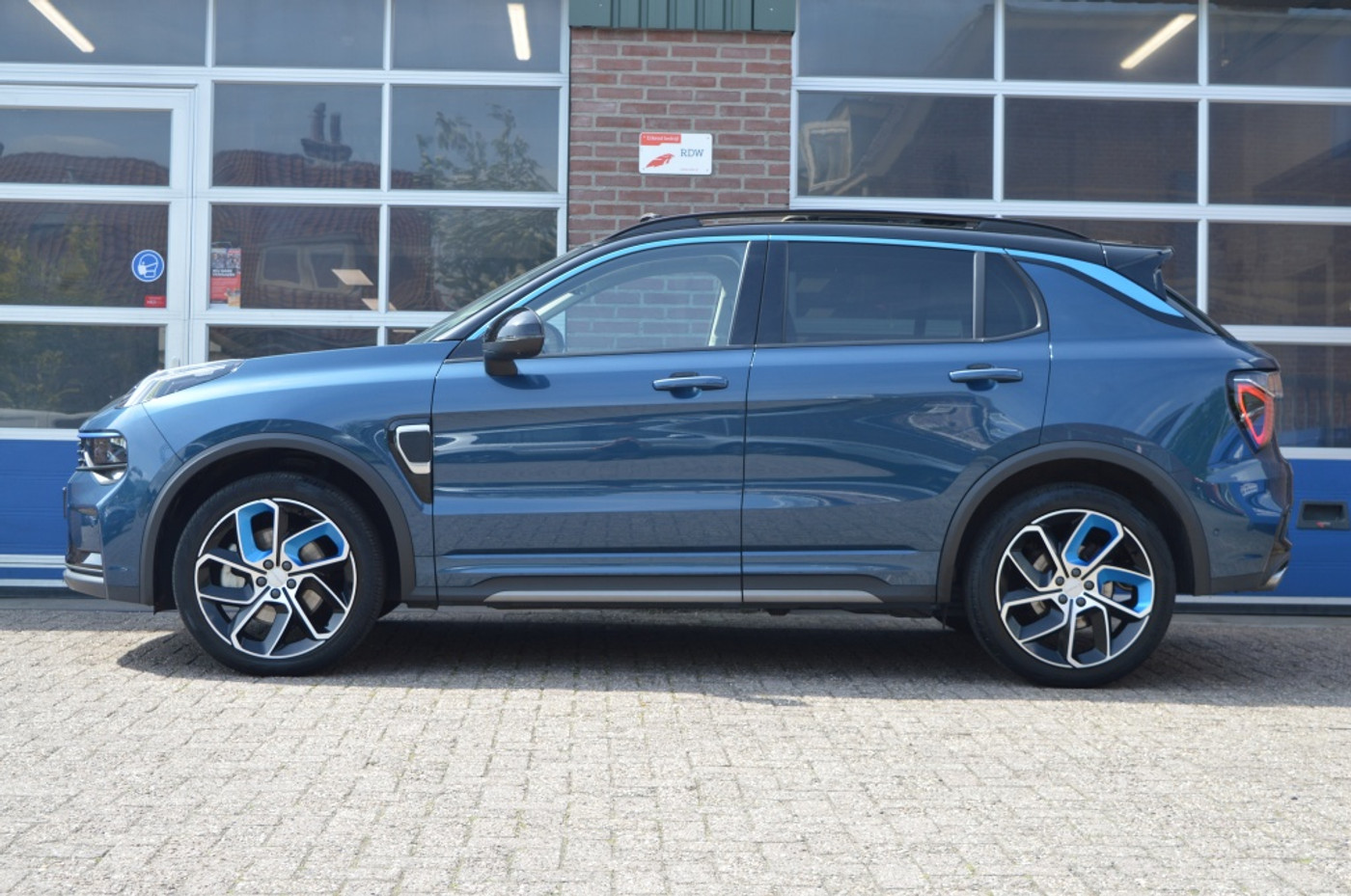 Foto van Lynk&co LYNK & Co 01