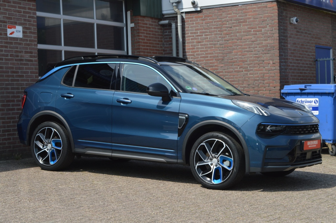 Foto van Lynk&co LYNK & Co 01