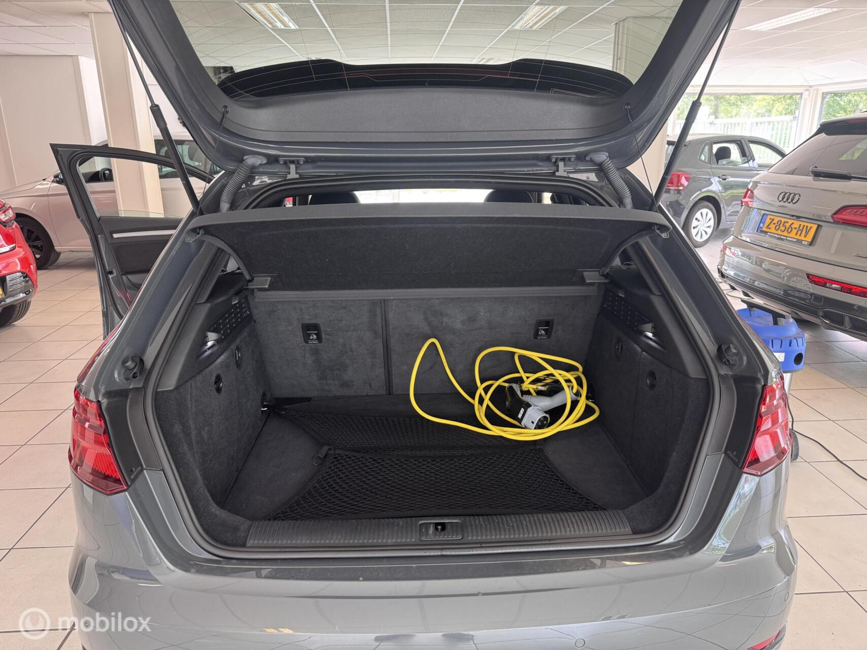 Foto van Audi A3 Sportback E-tron