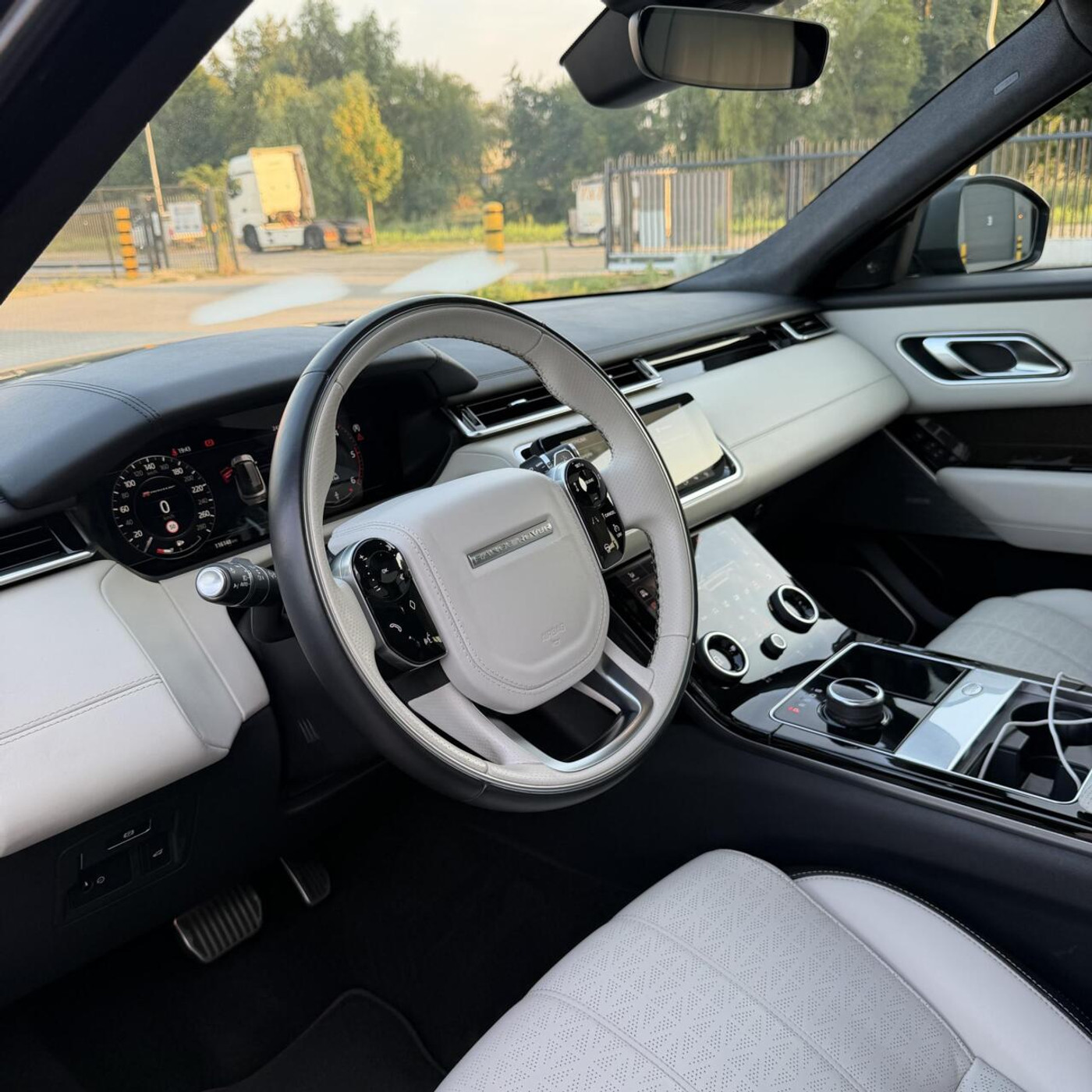 Foto van Land Rover Range Rover Velar