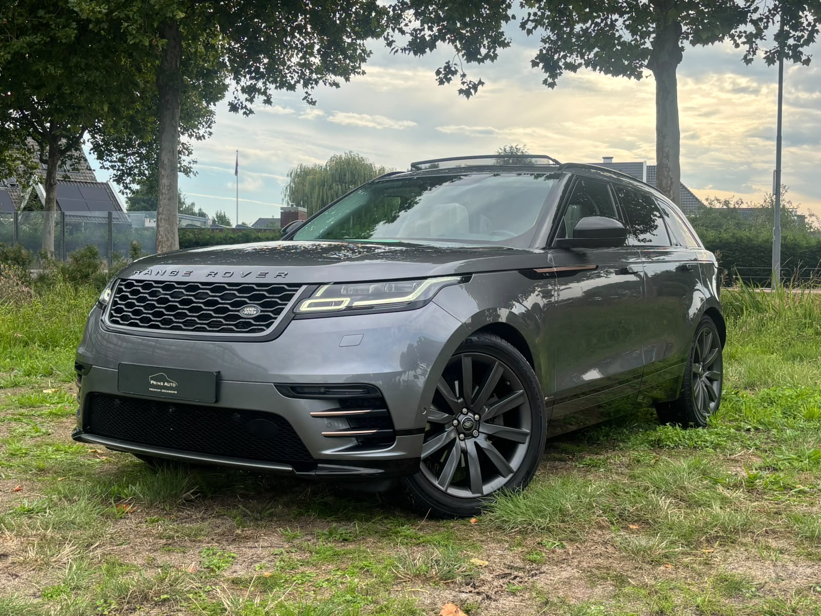 Land Rover Range Rover Velar 3.0 V6 AWD R-D HSE 2017 - voorkant
