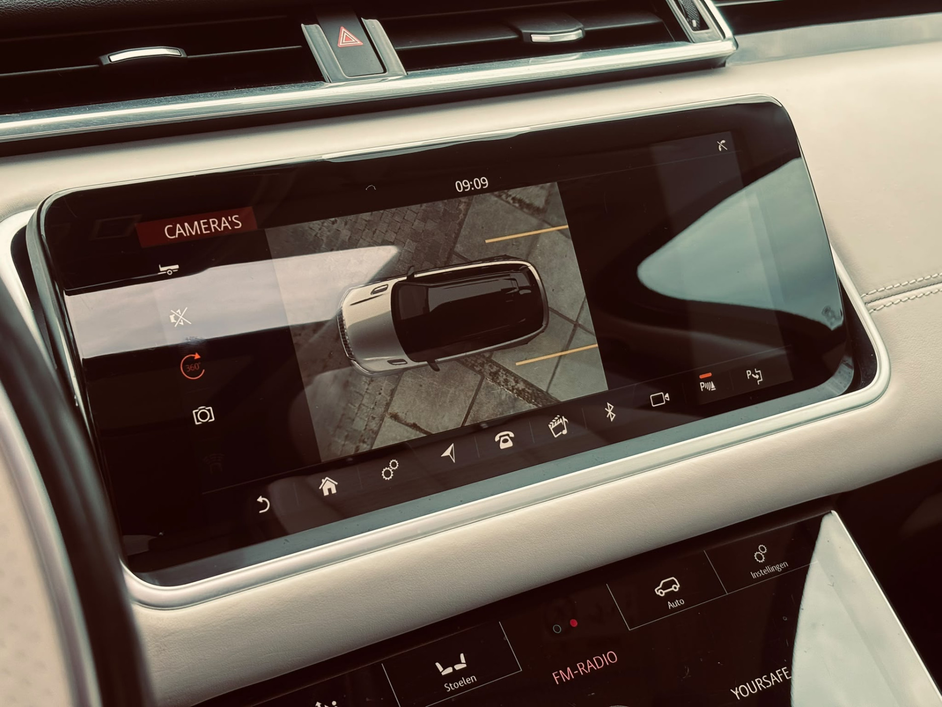 Foto van Land Rover Range Rover Velar