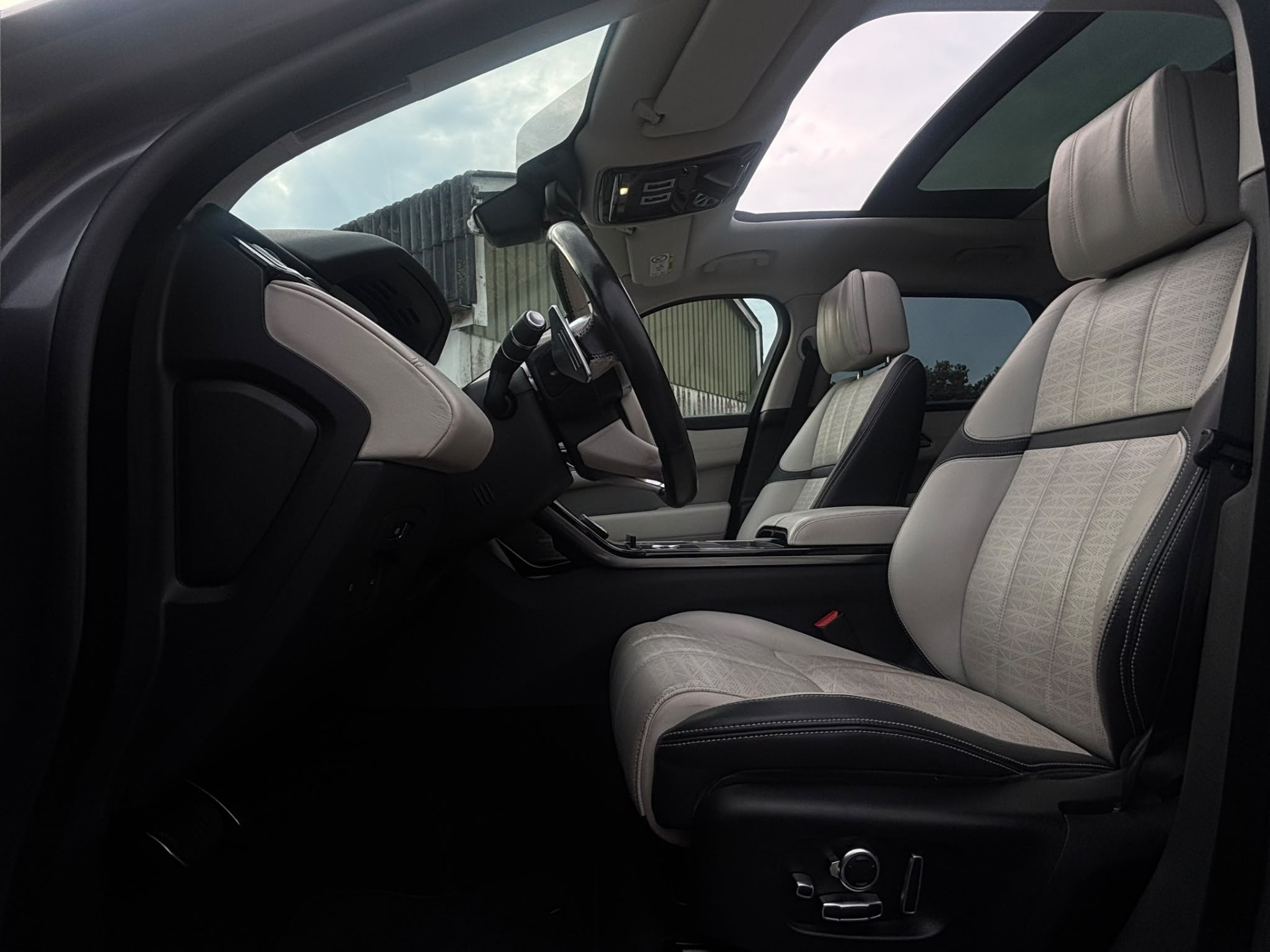 Foto van Land Rover Range Rover Velar