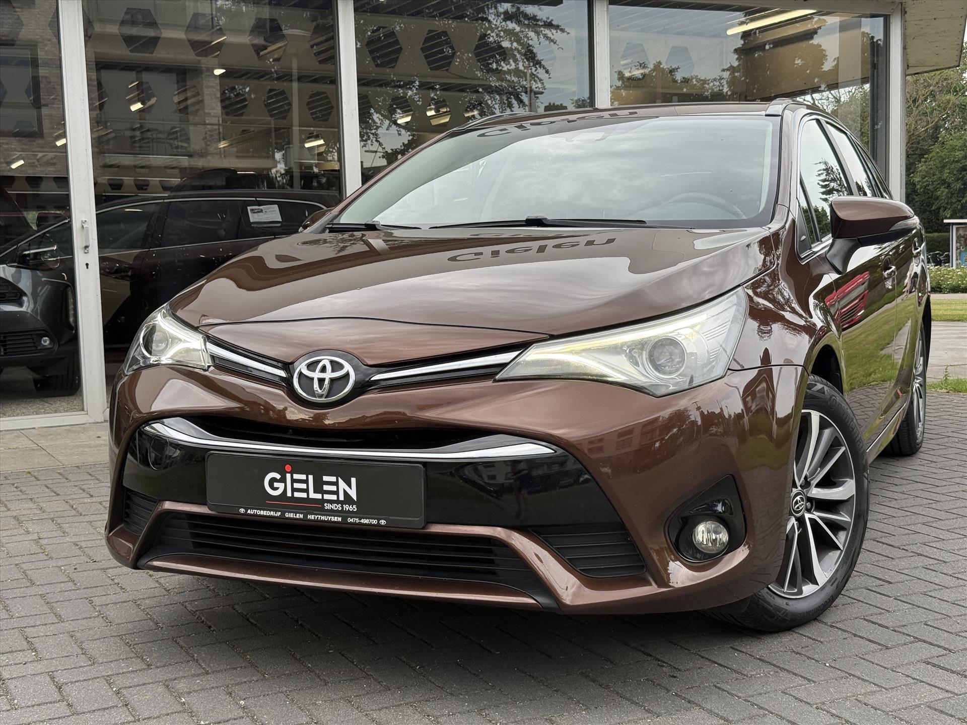 Foto van Toyota Toyota Avensis