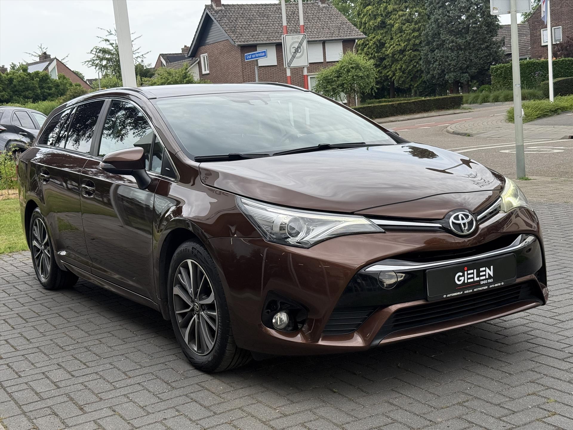 Foto van Toyota Toyota Avensis