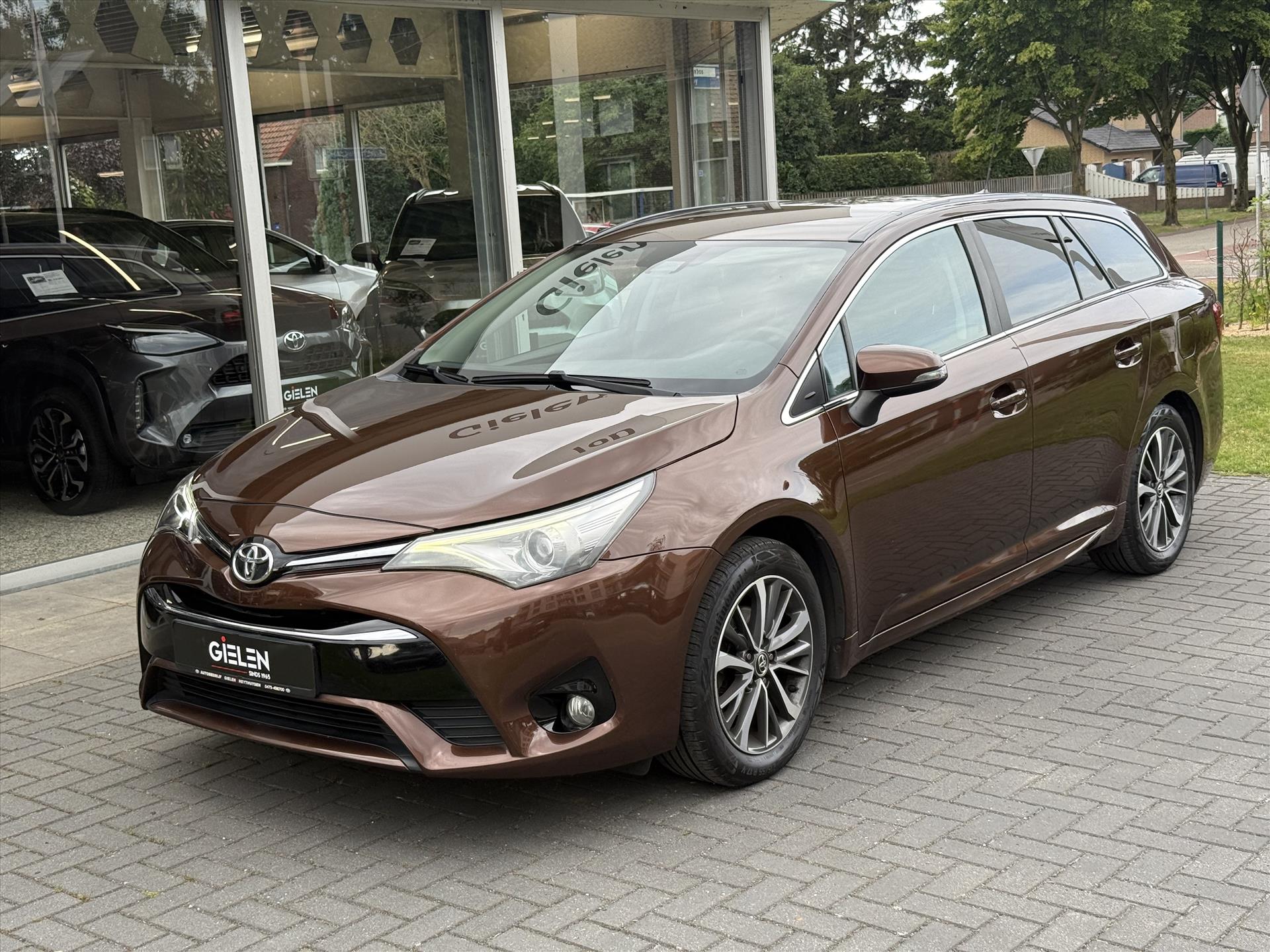 Foto van Toyota Toyota Avensis