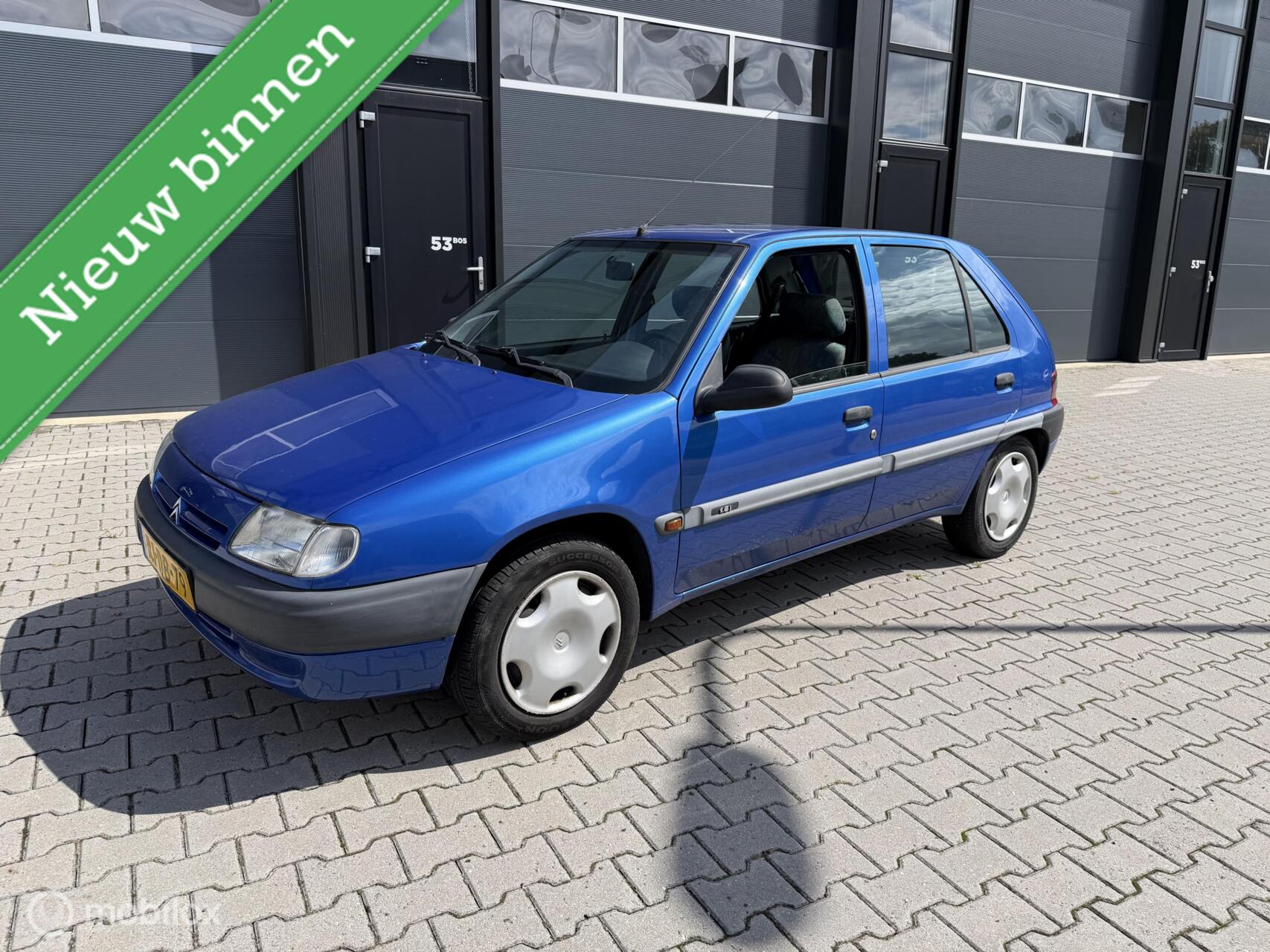 Citroen Saxo 1.6i SX automaat 95.000 km nap 1997 - voorkant